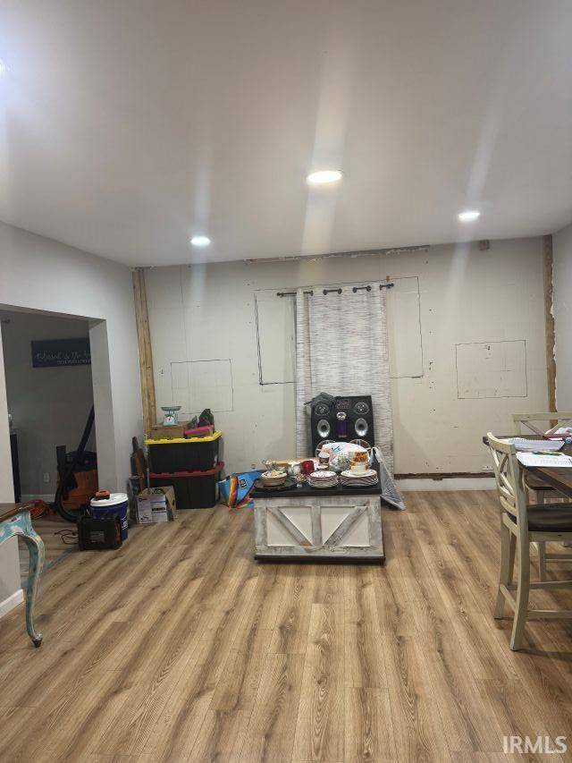 1606 Frances AVE, Elkhart, IN 46516-3438