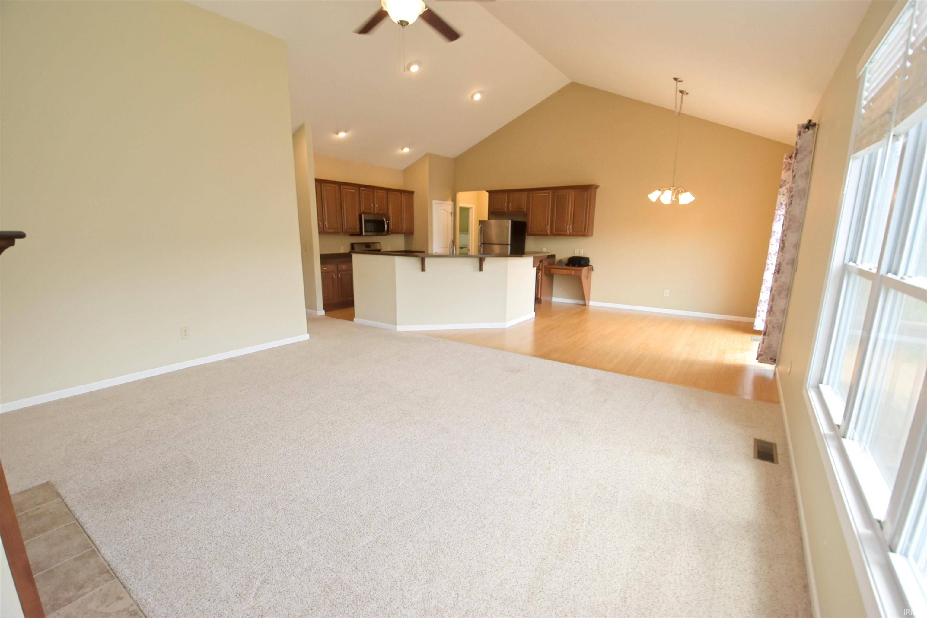 18416 Summer Wind LN, South Bend, IN 46637-4592