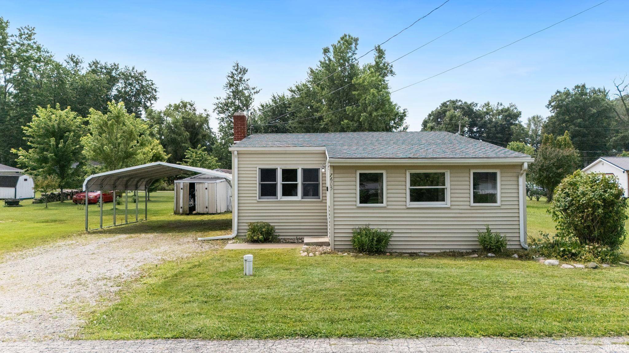 7605 W Forest AVE, Warsaw, IN 46582