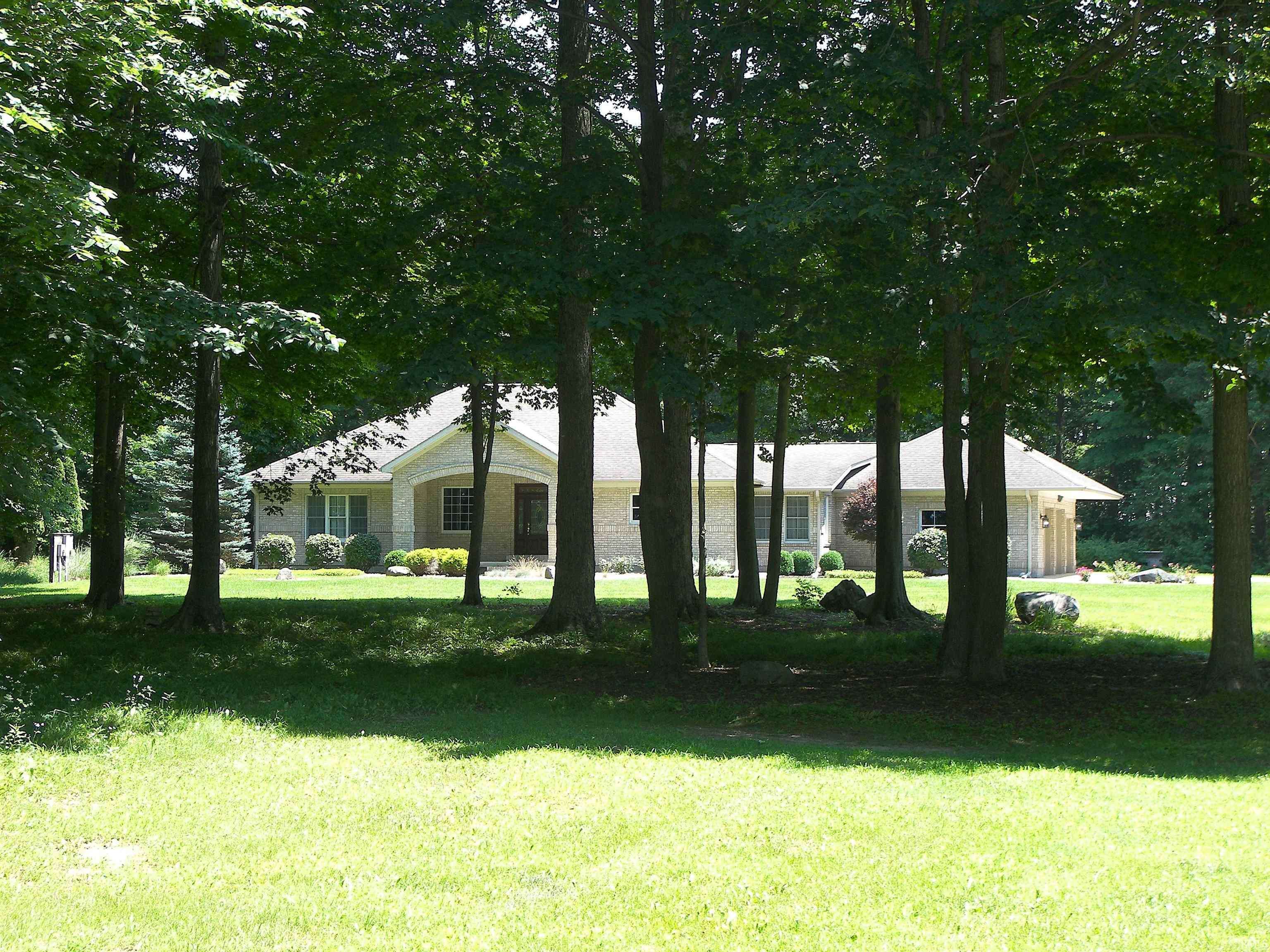 2250 N 350 W ***, Warsaw, IN 46580