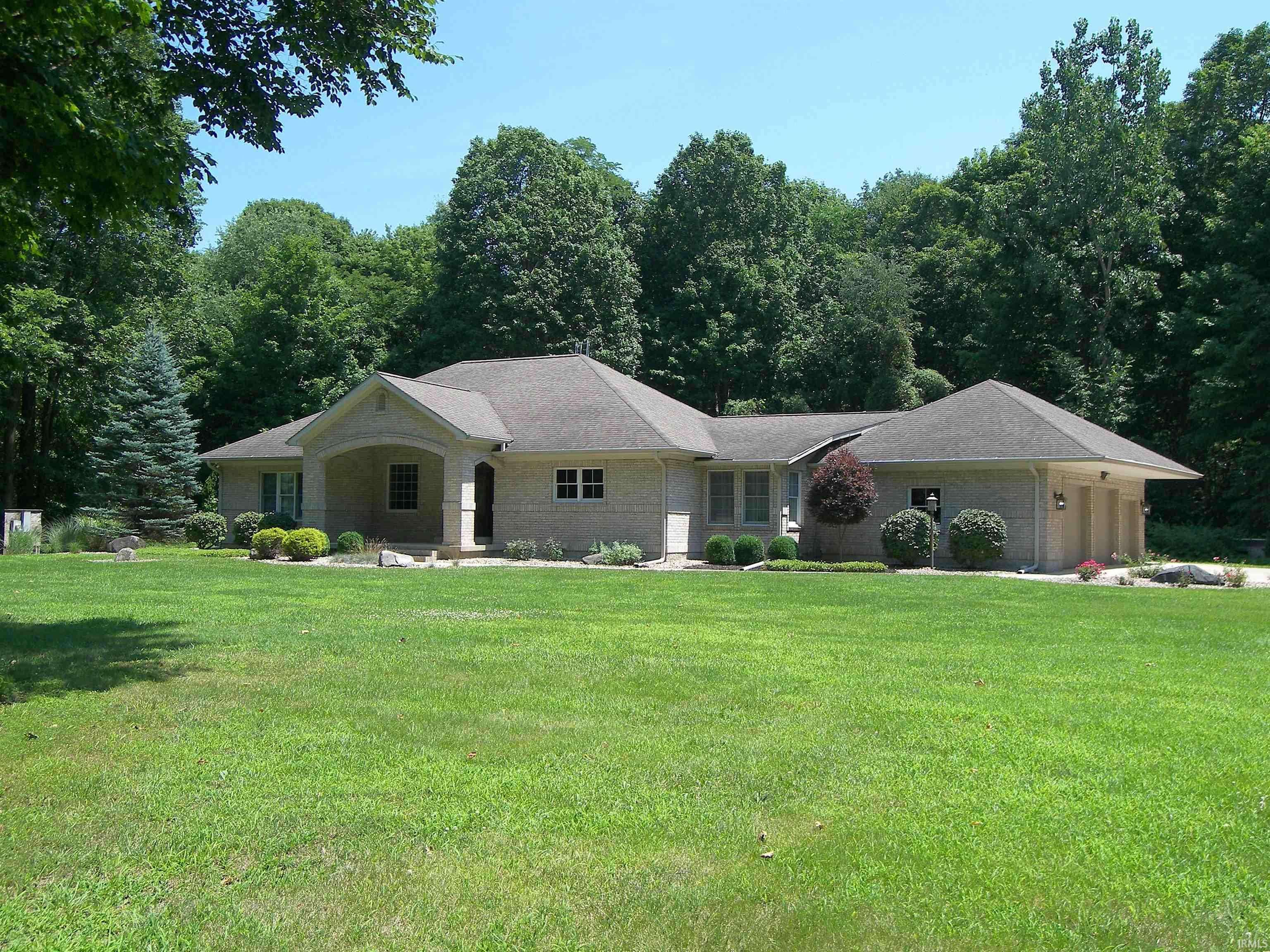2250 N 350 W ***, Warsaw, IN 46580
