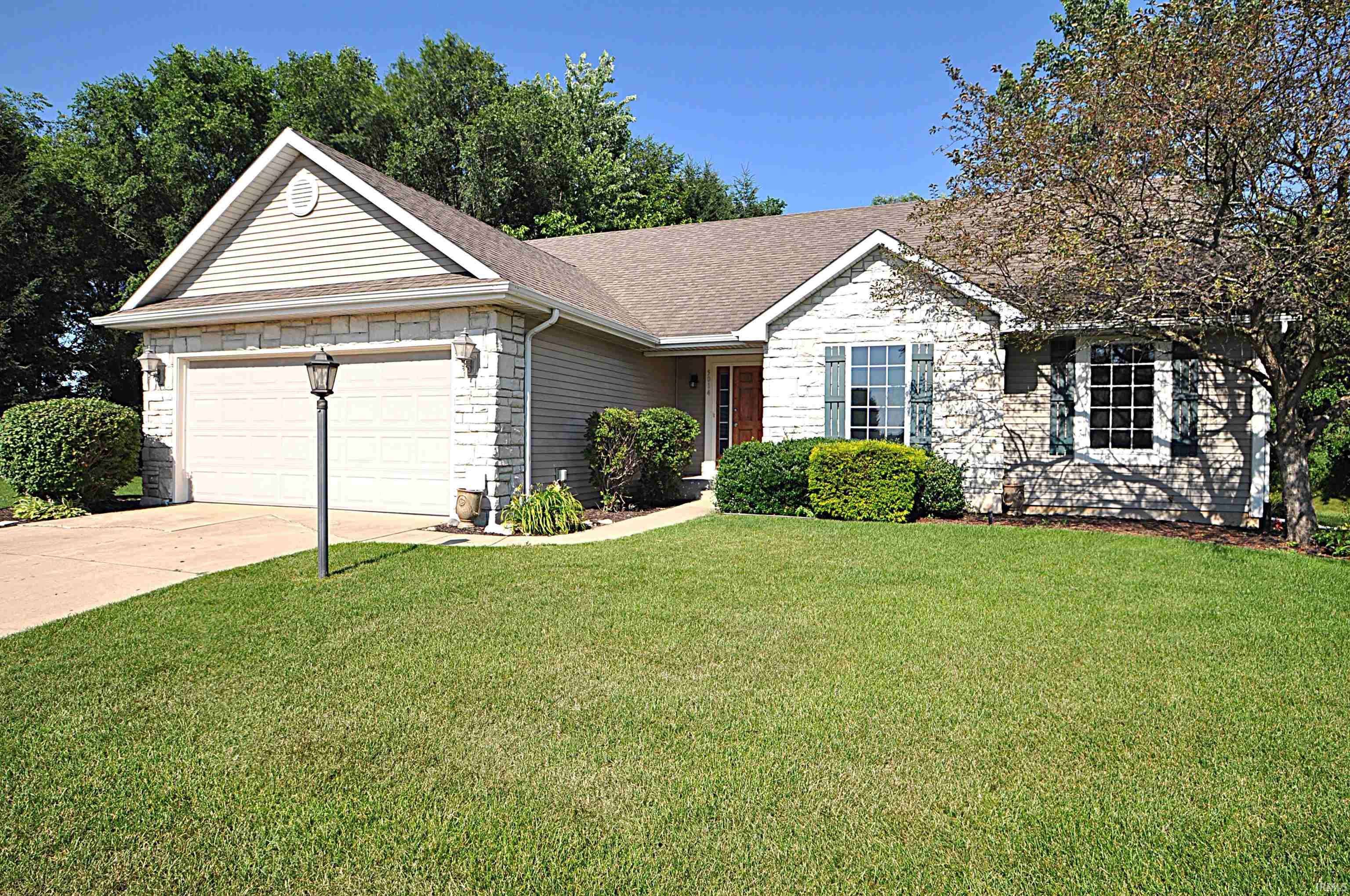 5014 Stern Line CT, South Bend, IN 46628