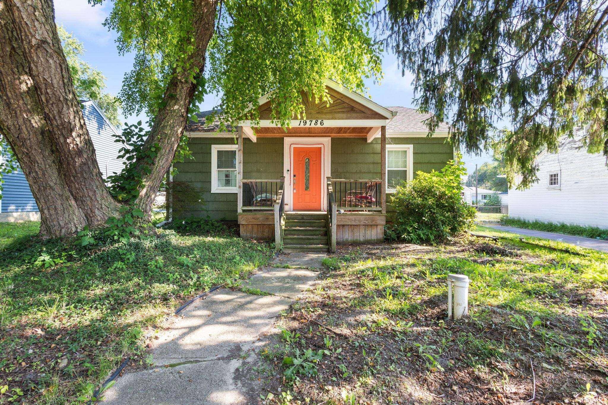 19786 Gilmer ST, South Bend, IN 46614