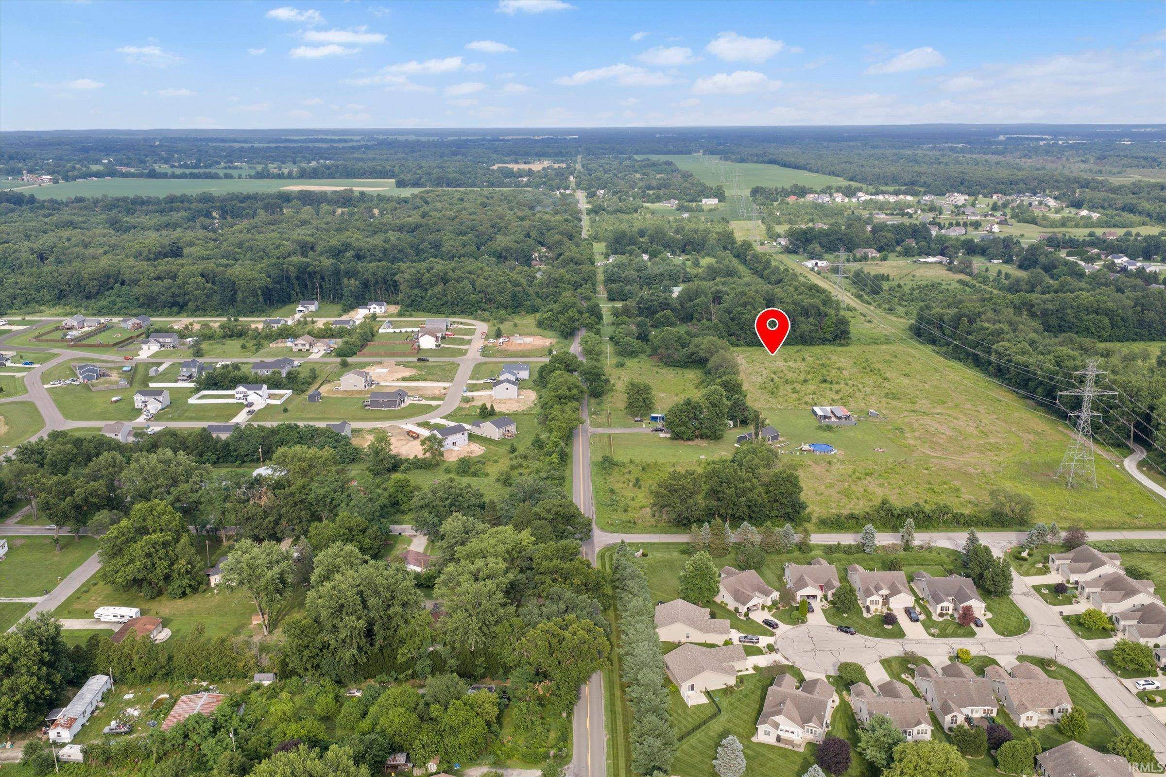 00 State Line RD, Elkhart, IN 46514