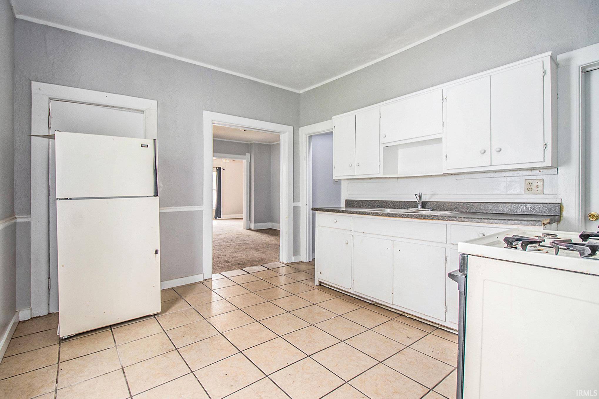 819 Pulaski ST, South Bend, IN 46619-3613