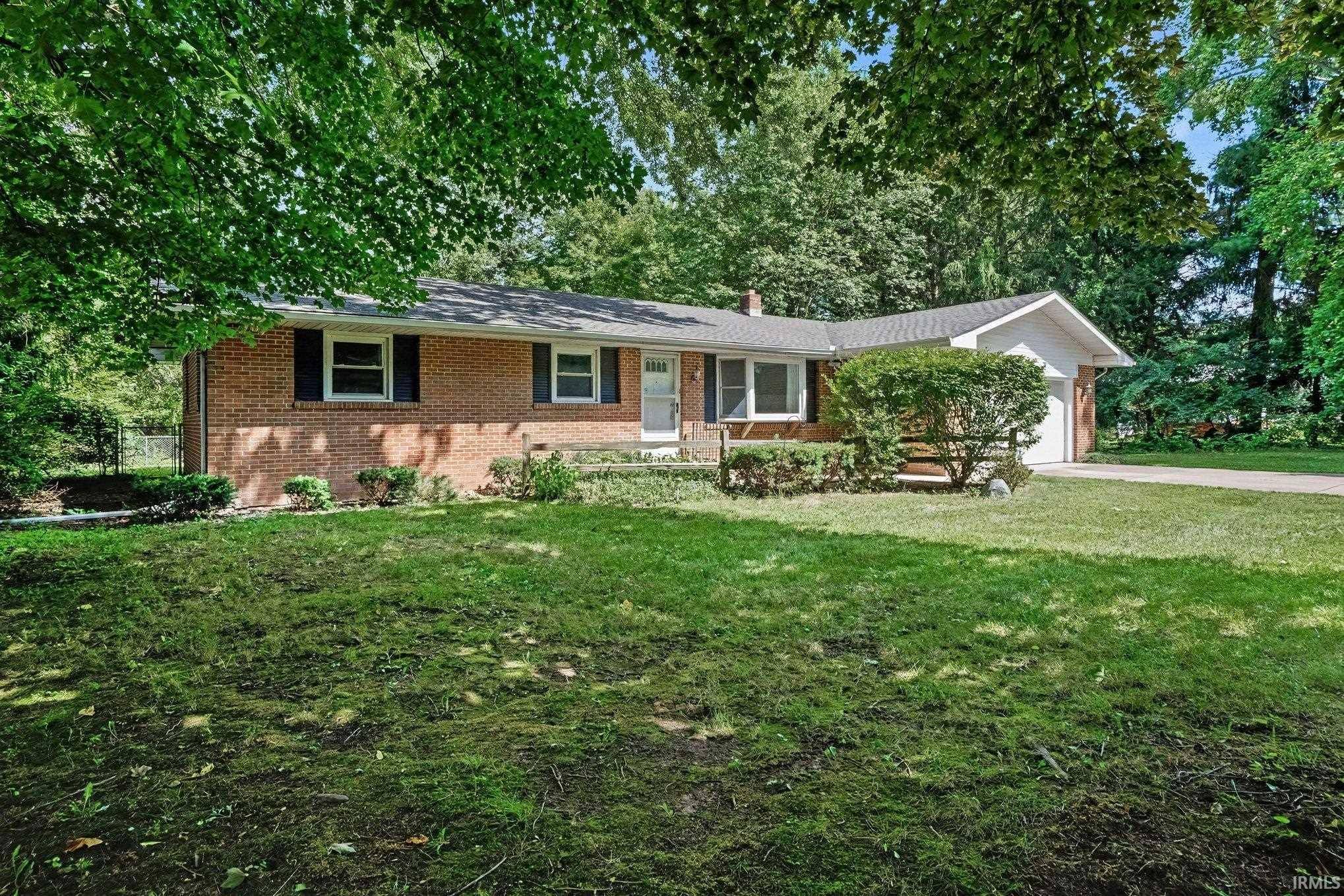51678 Grape RD, Granger, IN 46530-7095