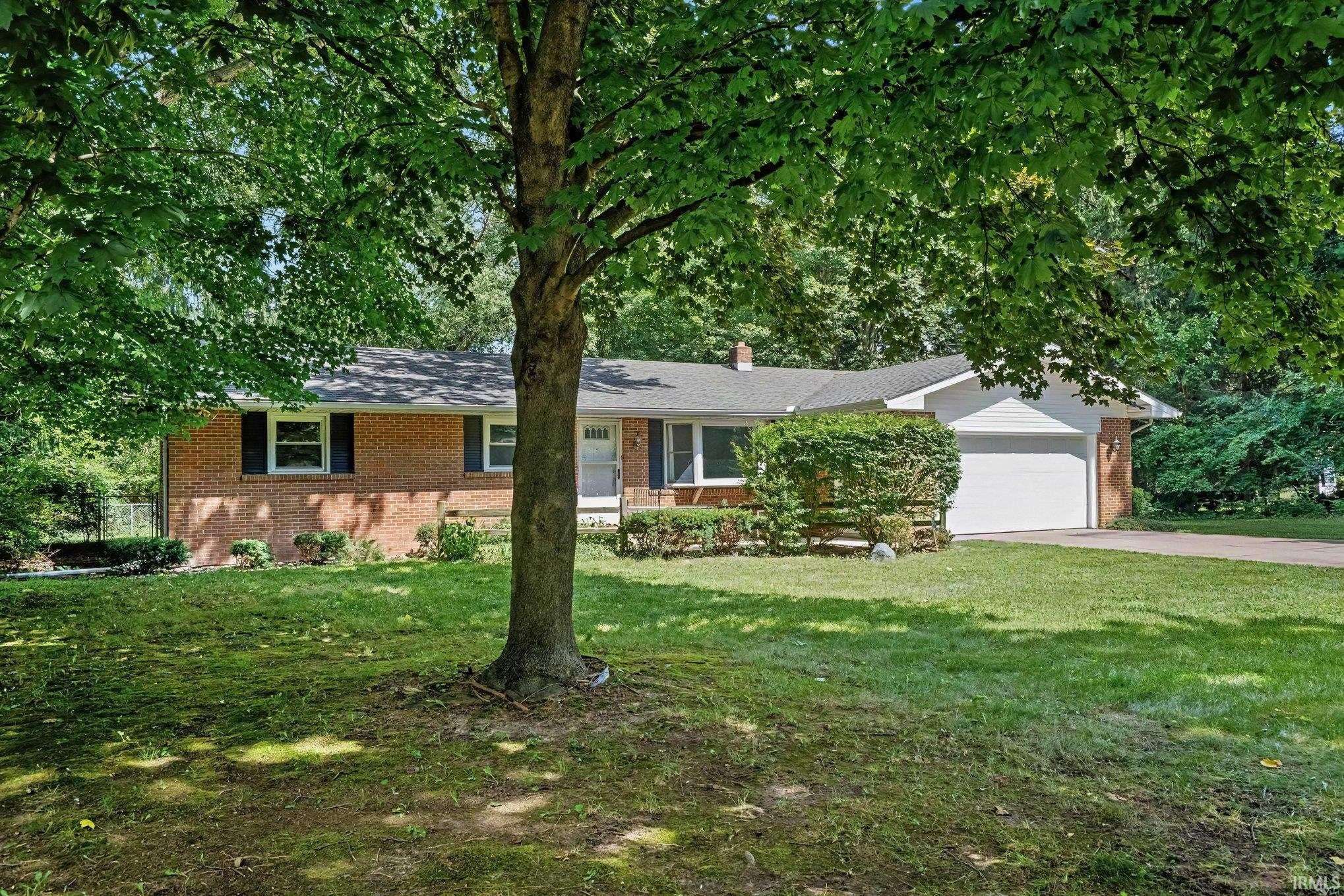 51678 Grape RD, Granger, IN 46530-7095