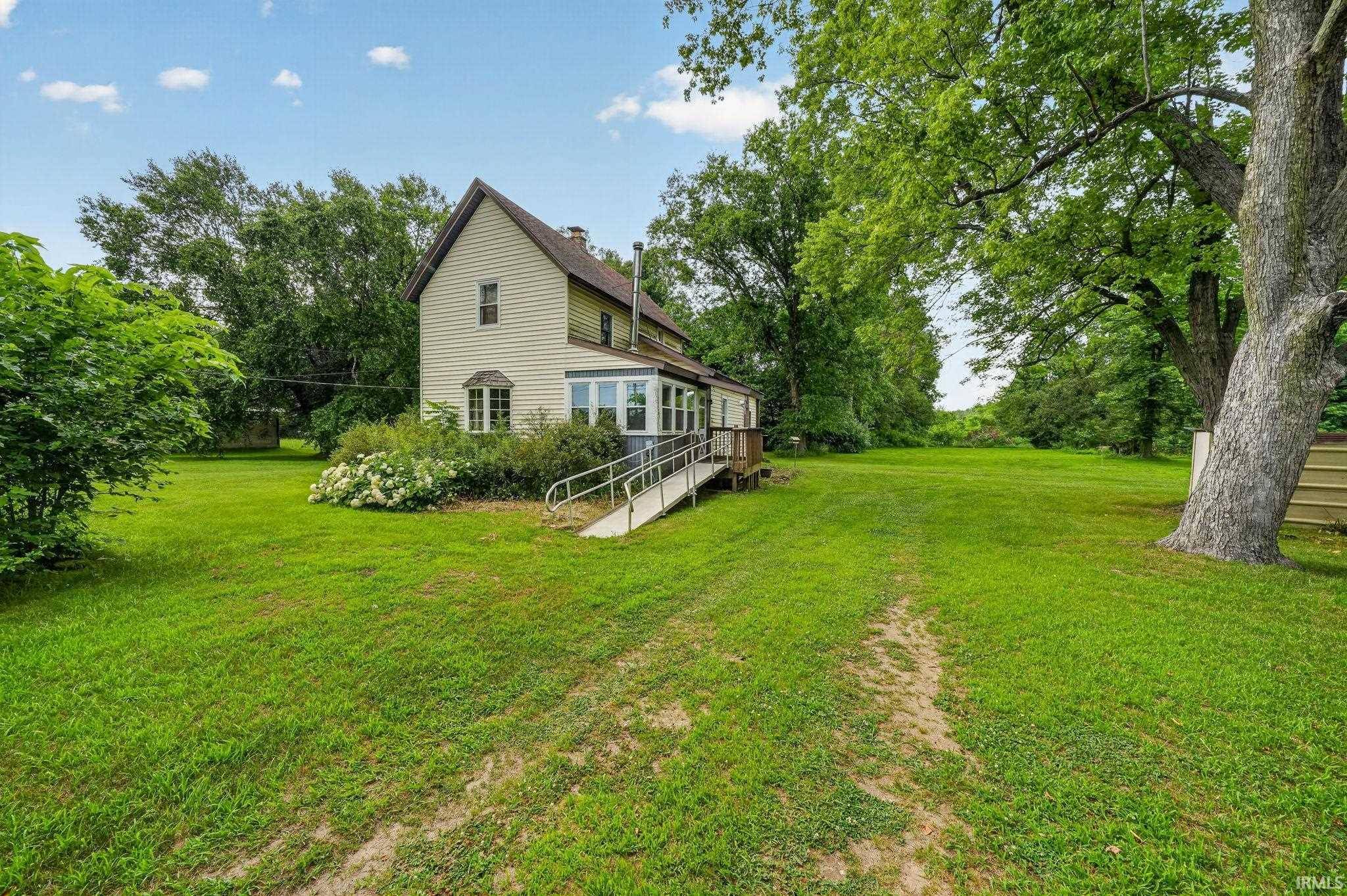 58455 Crumstown HWY, South Bend, IN 46619-9525
