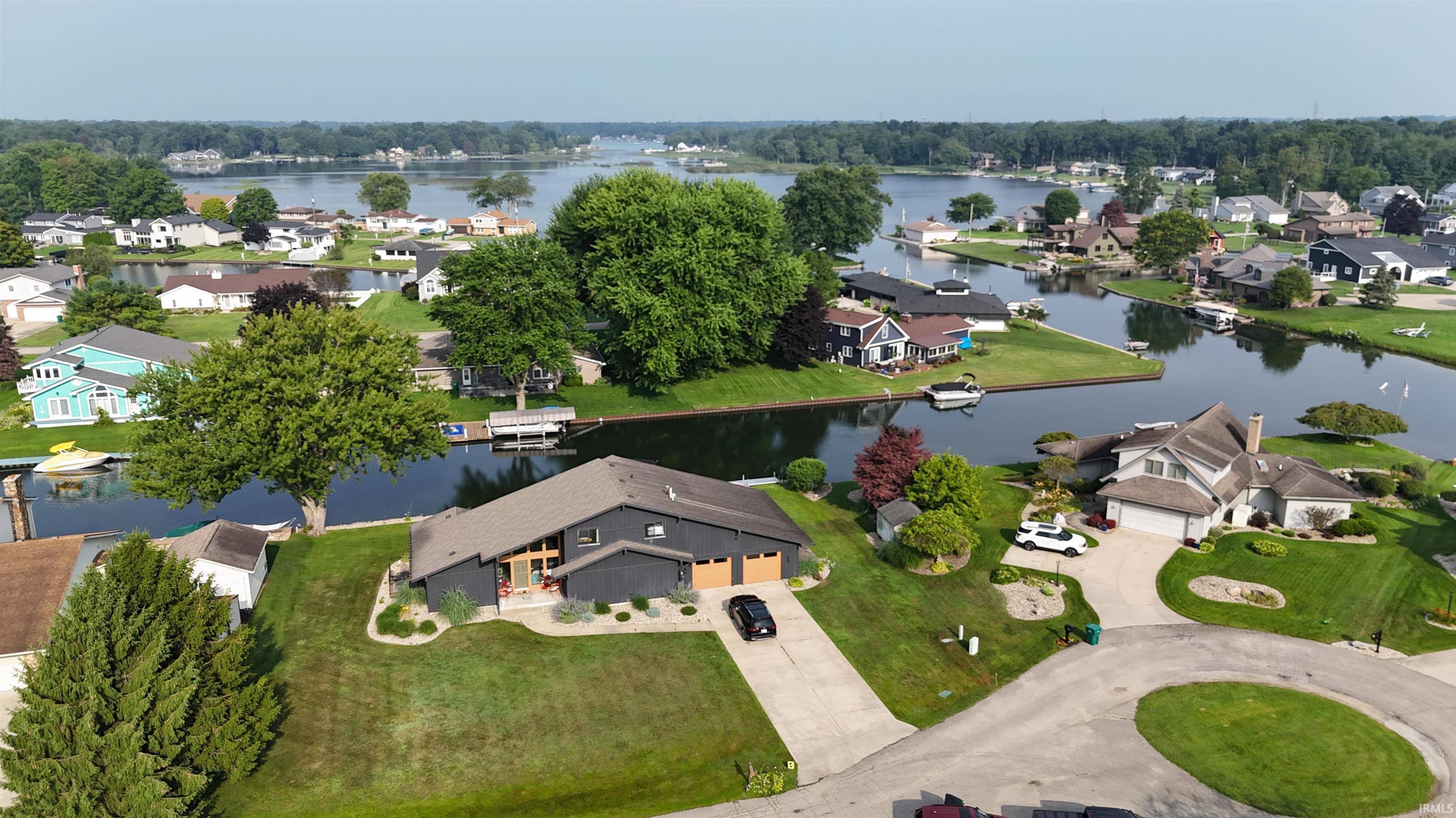 51173 Channel CT, Elkhart, IN 46514-9235