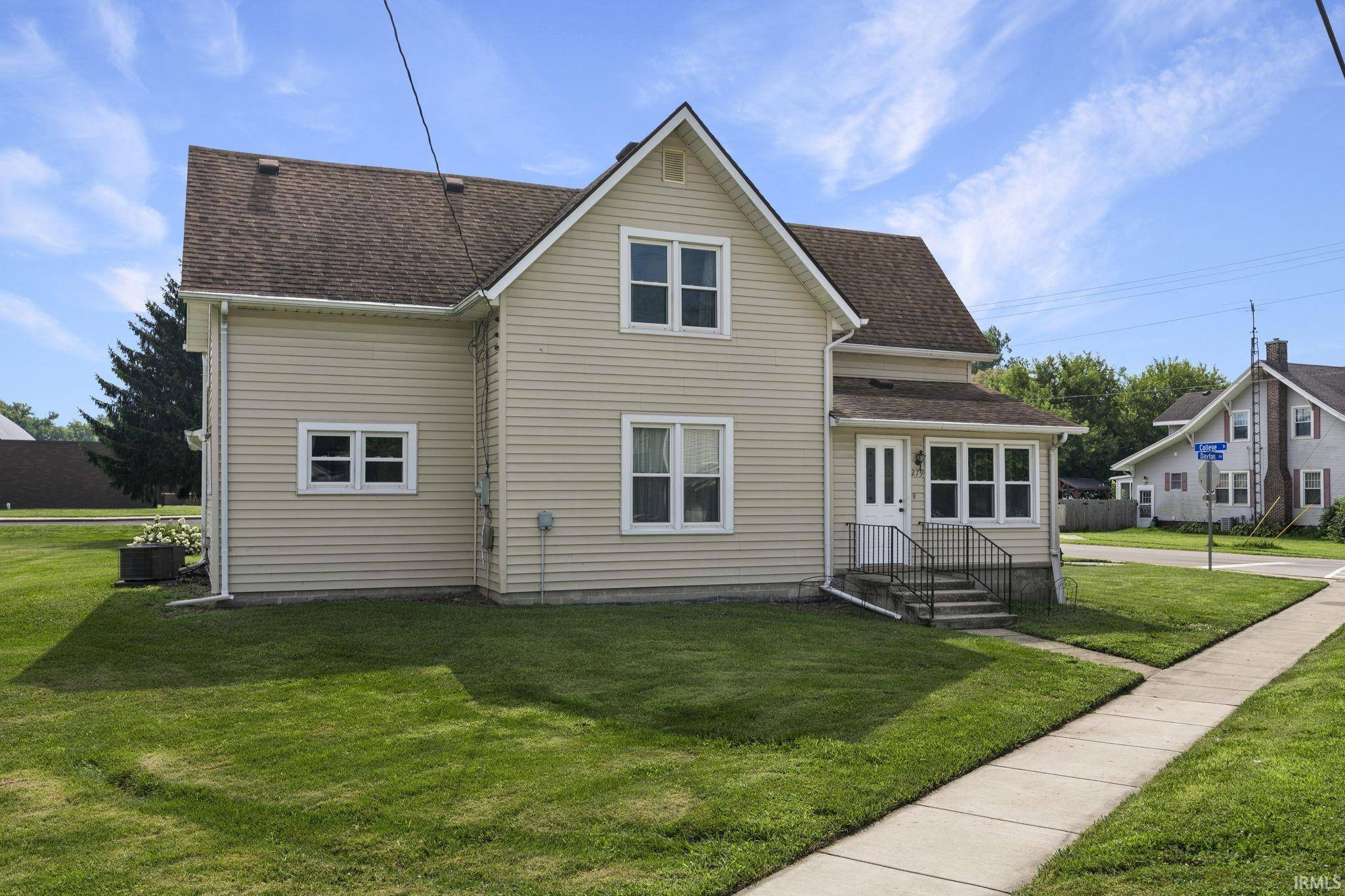 279 Dayton RD, Dayton, IN 47941