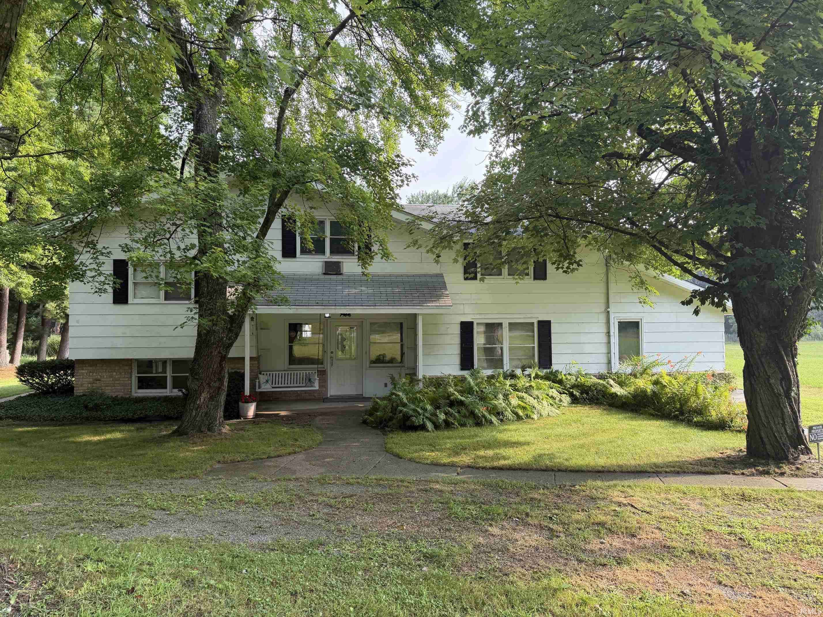 13374 5th RD, Plymouth, IN 46563