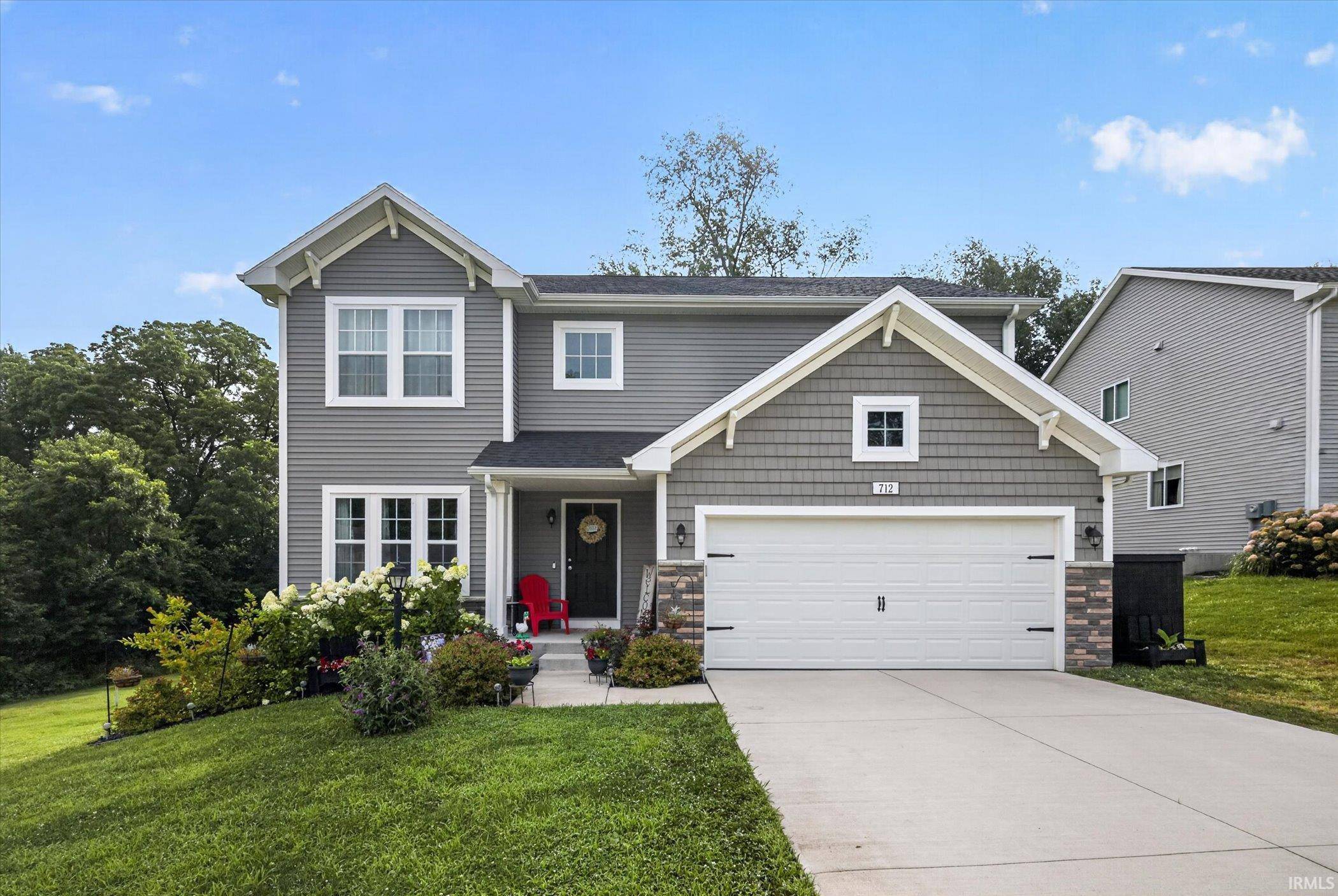 712 Gentry LN, New Carlisle, IN 46552