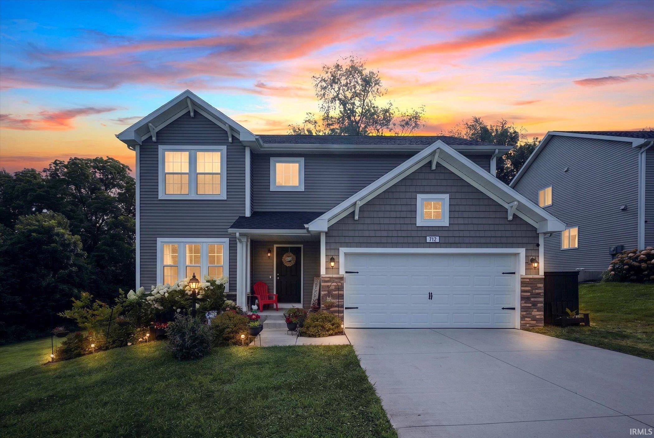712 Gentry LN, New Carlisle, IN 46552