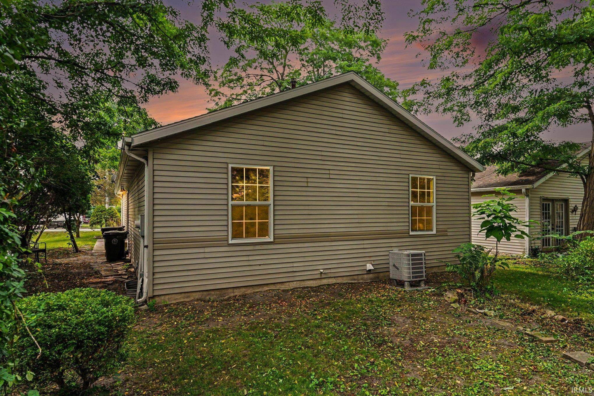 2230 S Meade ST, South Bend, IN 46613