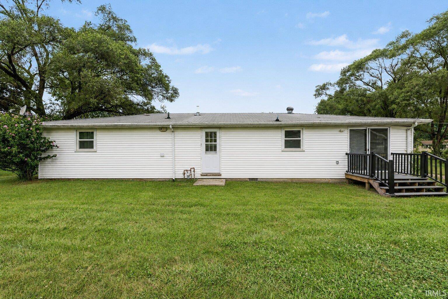 29528 San Lucia DR, Elkhart, IN 46514-1058