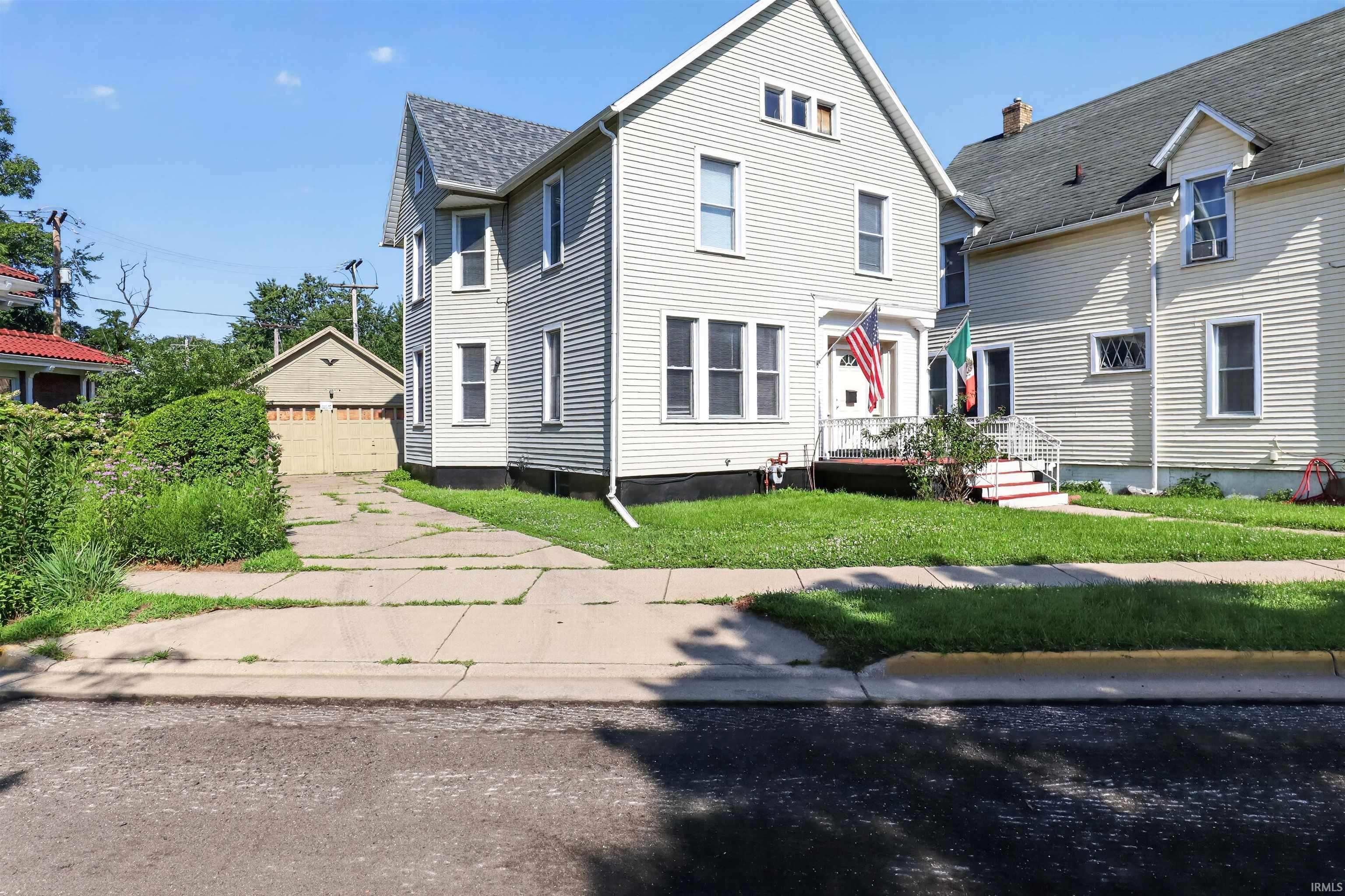 404 Vistula ST, Elkhart, IN 46516