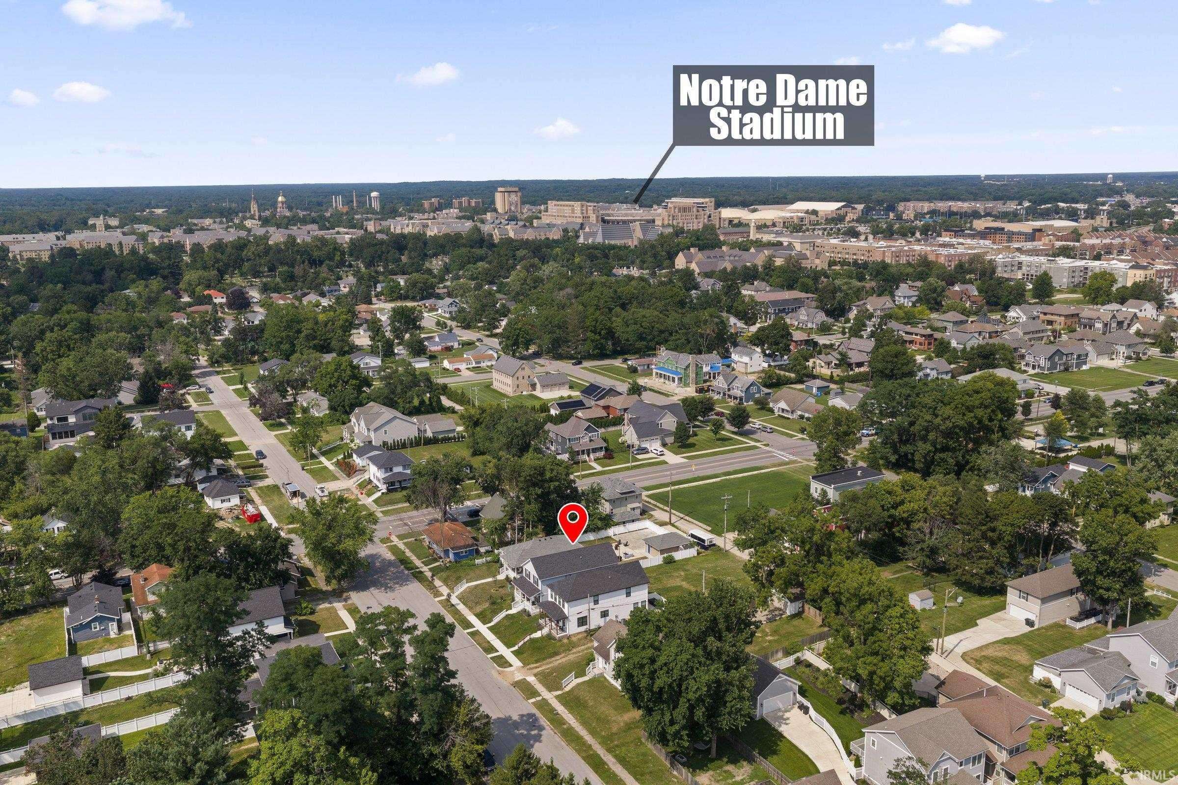 922 N Hill ST, South Bend, IN 46617