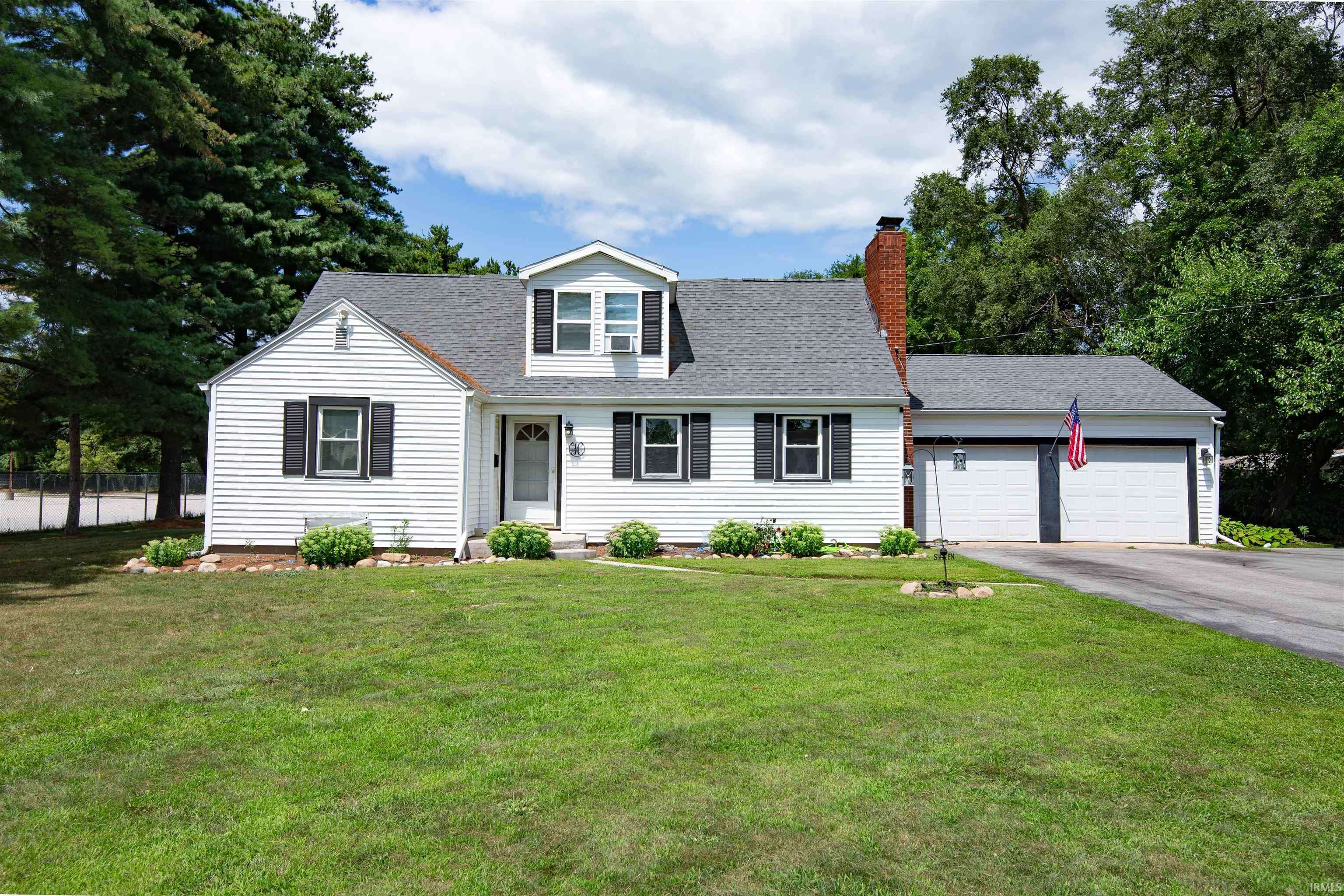 26589 County Road 4 ***, Elkhart, IN 46514