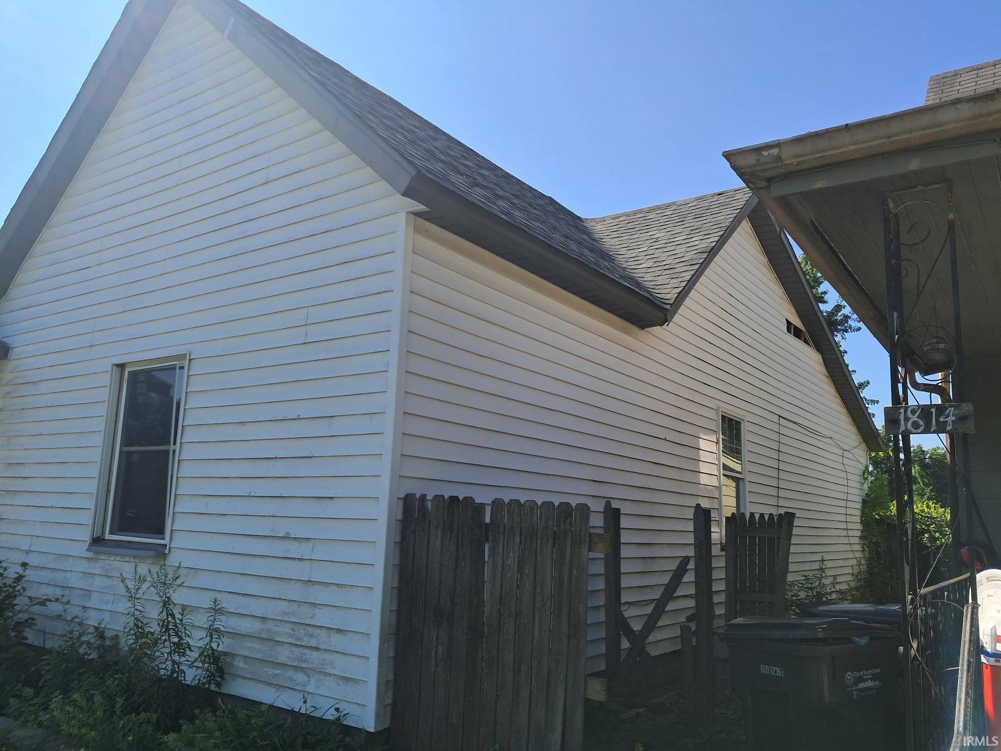 1810 Werwinski ST, South Bend, IN 46628-2323
