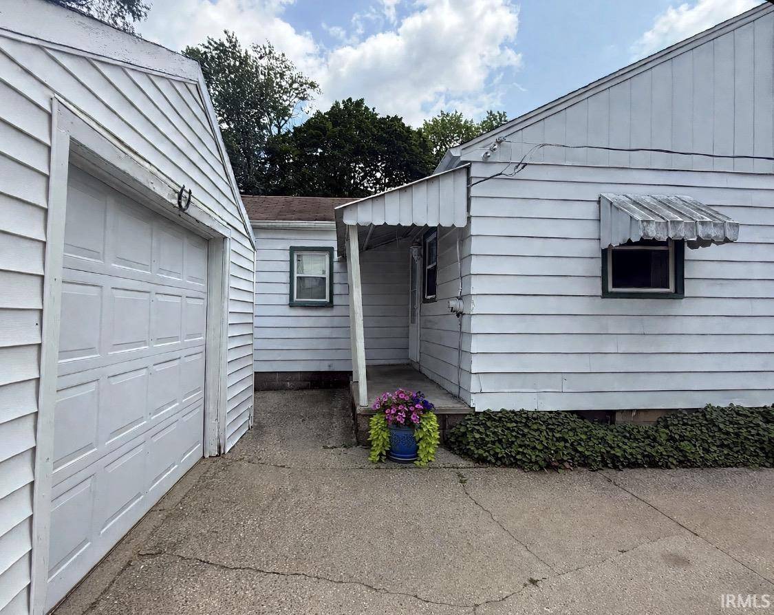 612 Sunset AVE, Elkhart, IN 46514