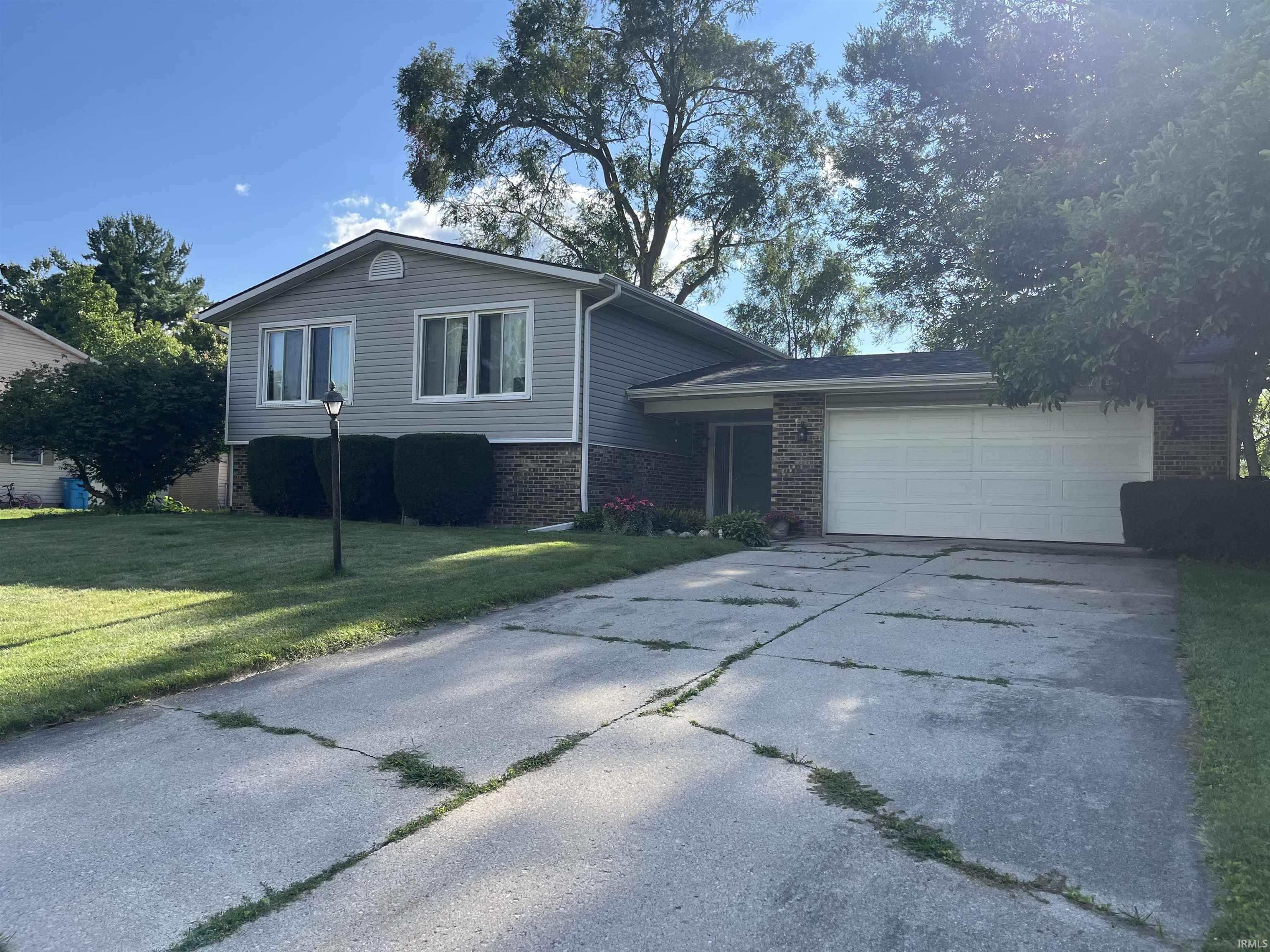 59167 Merrimac LN, Elkhart, IN 46517-3419