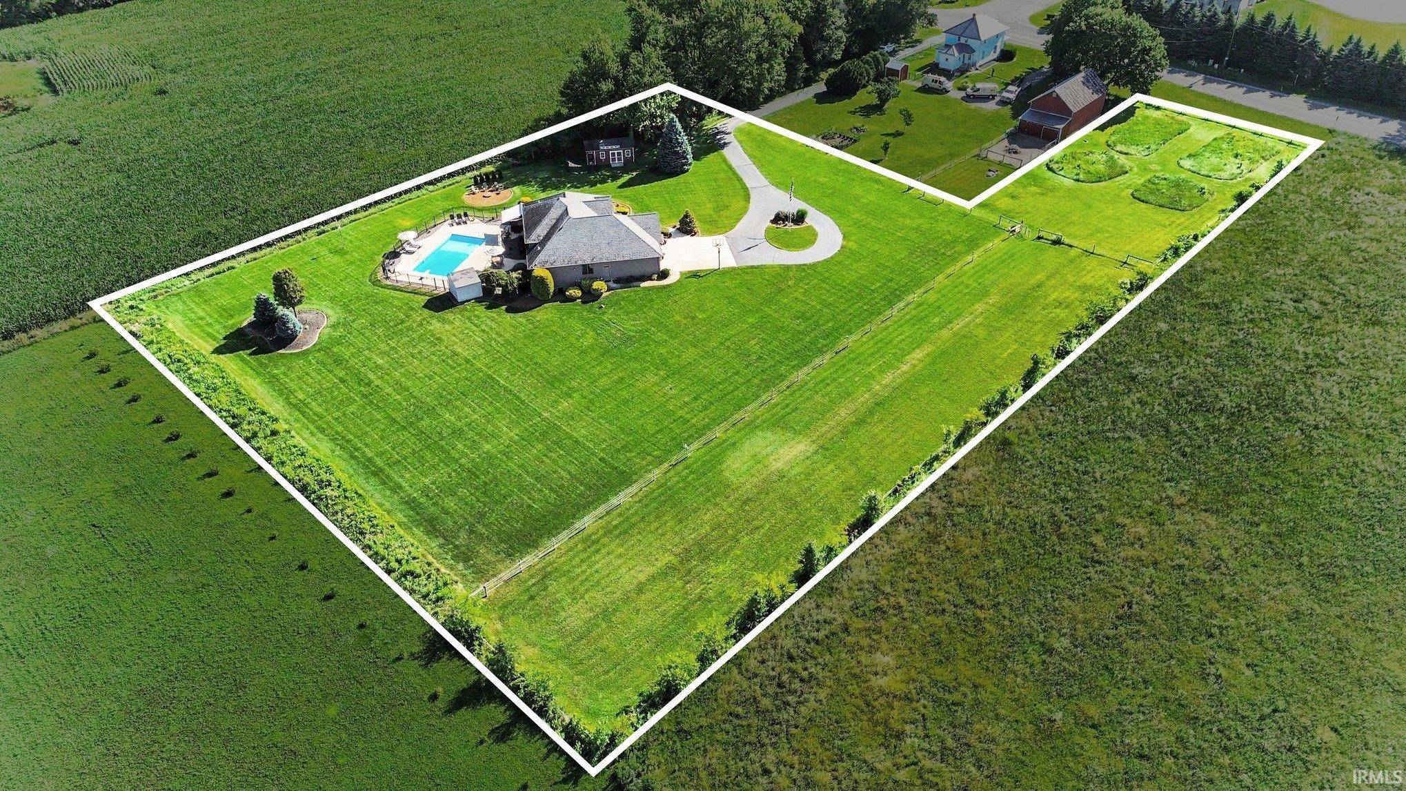 64877 County Road 21 ***, Goshen, IN 46526
