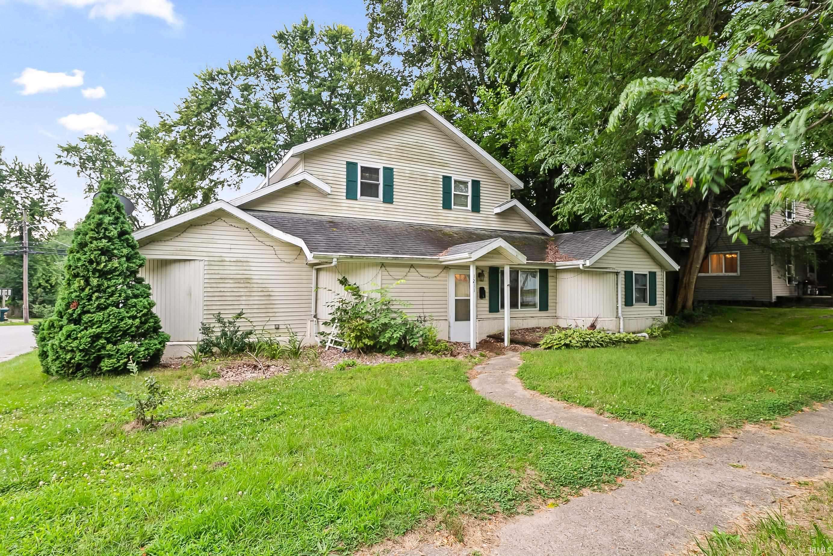 1211 Lake AVE, Plymouth, IN 46563