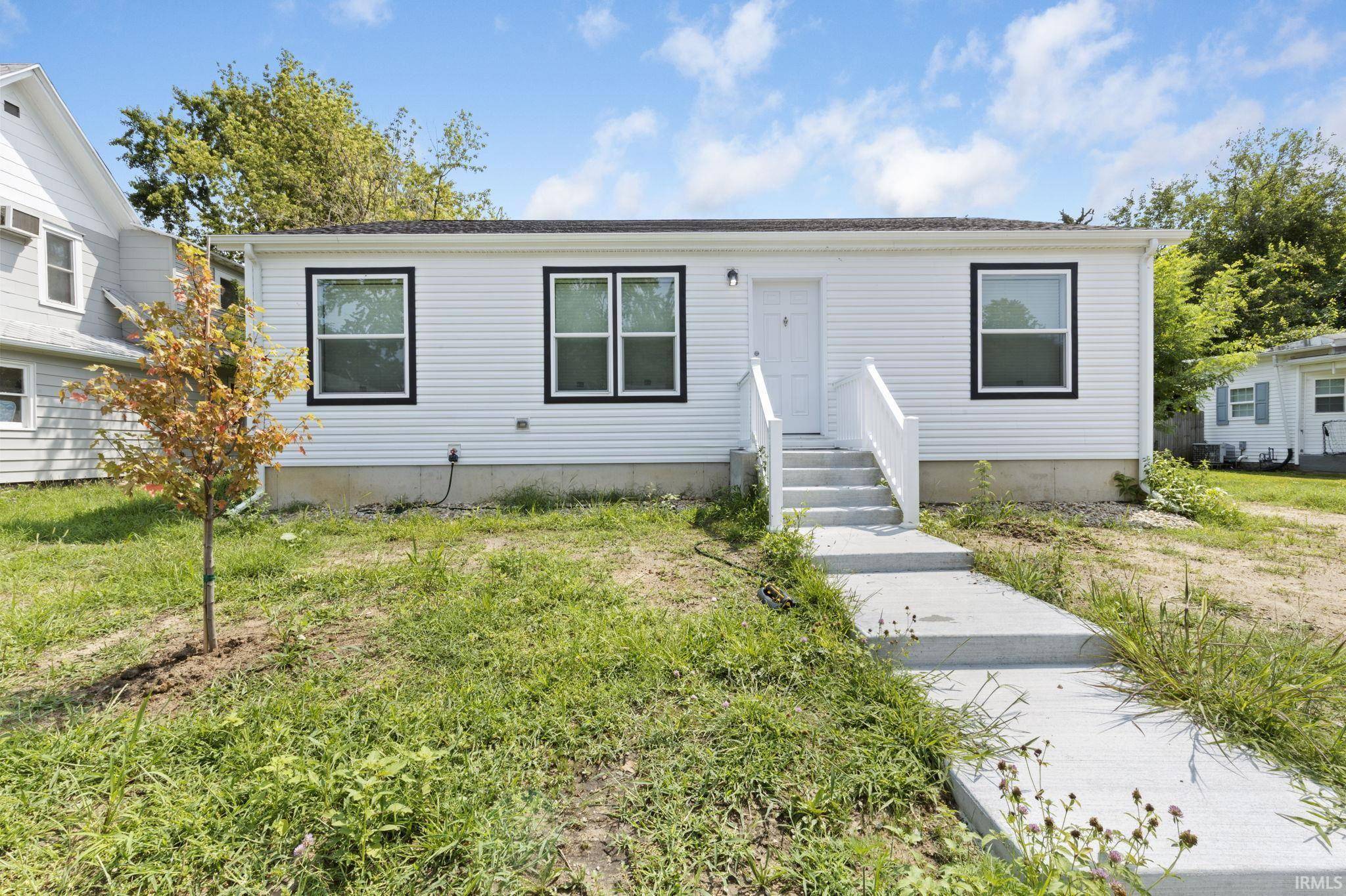2204 Kemble AVE, South Bend, IN 46613