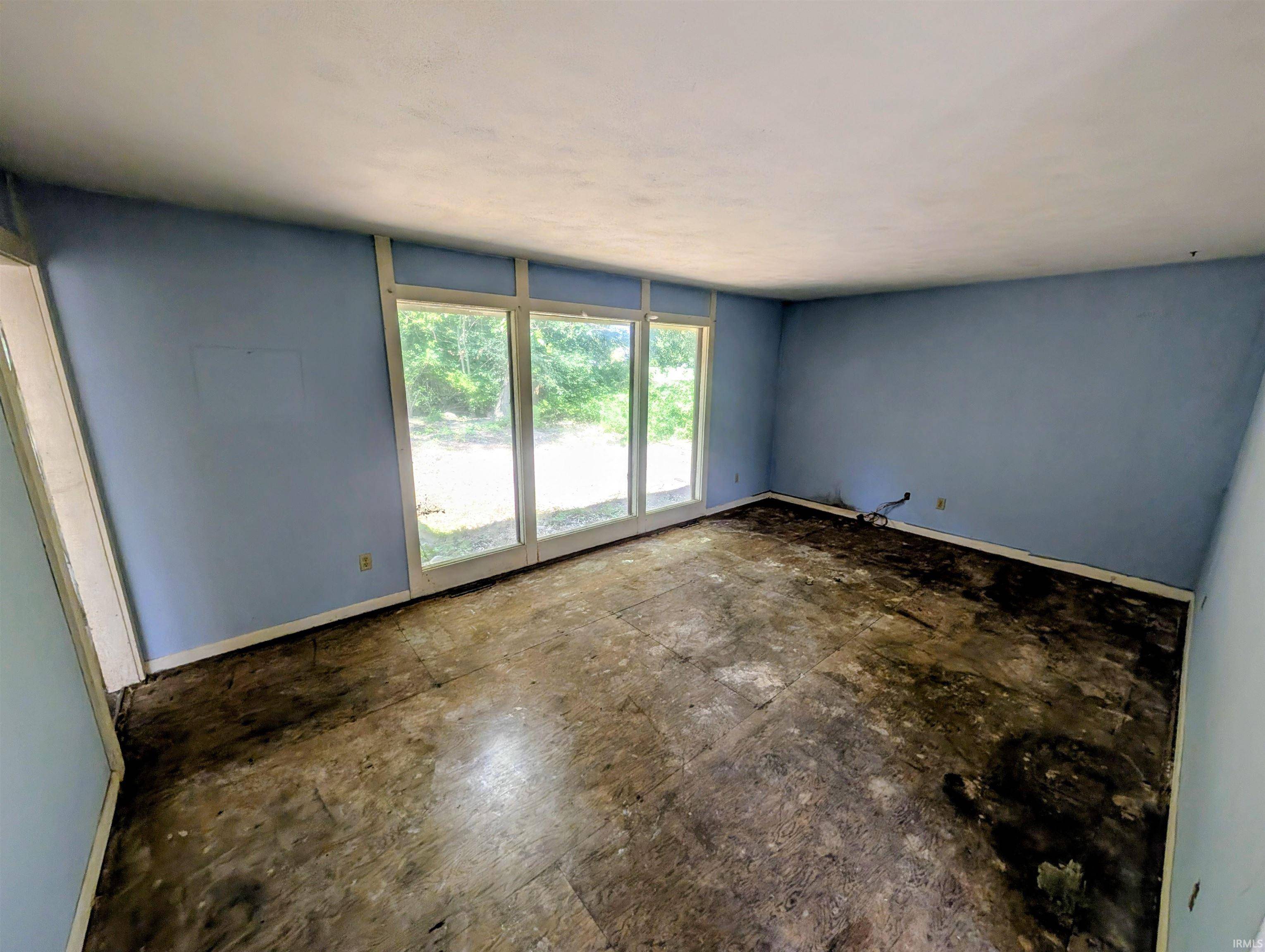 50745 Lincroft DR, Granger, IN 46530