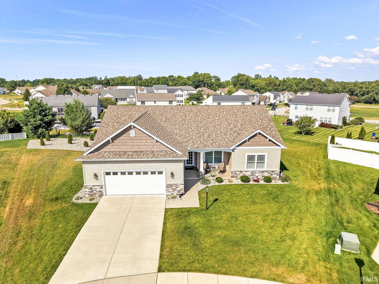 1237 Keady CT, South Bend, IN 46614