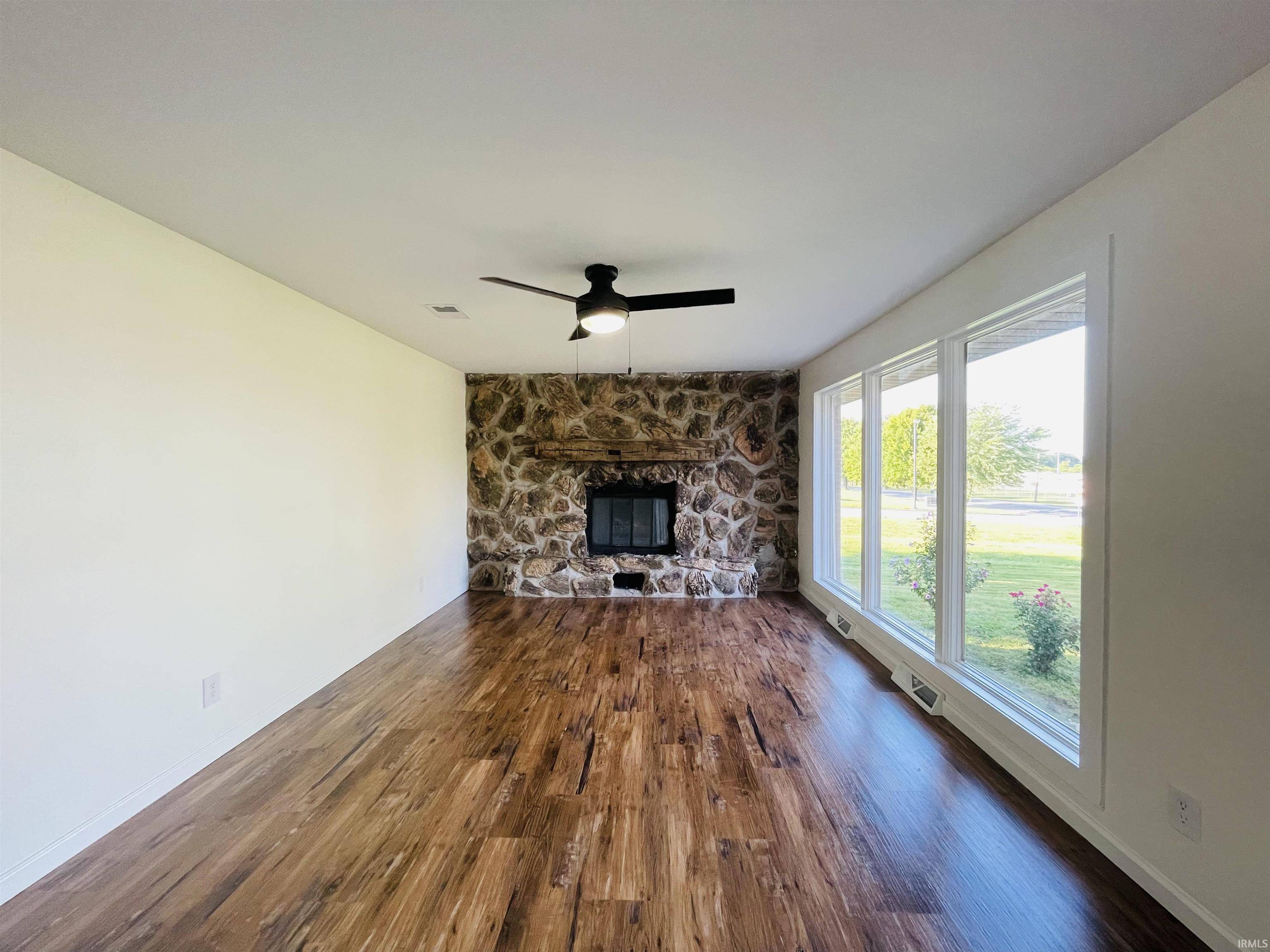 58975 County Road 9 ***, Elkhart, IN 46517