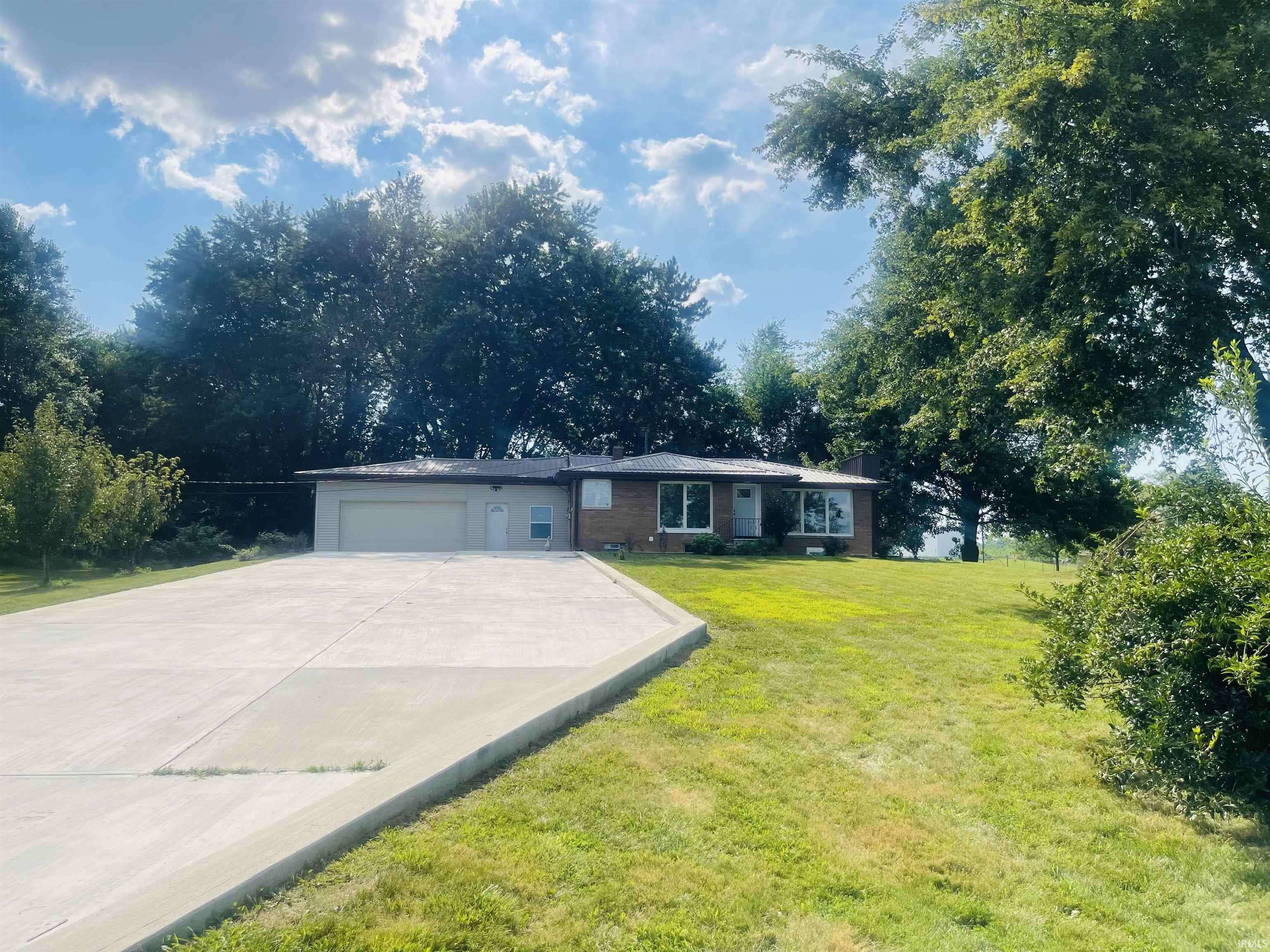 58975 County Road 9 ***, Elkhart, IN 46517