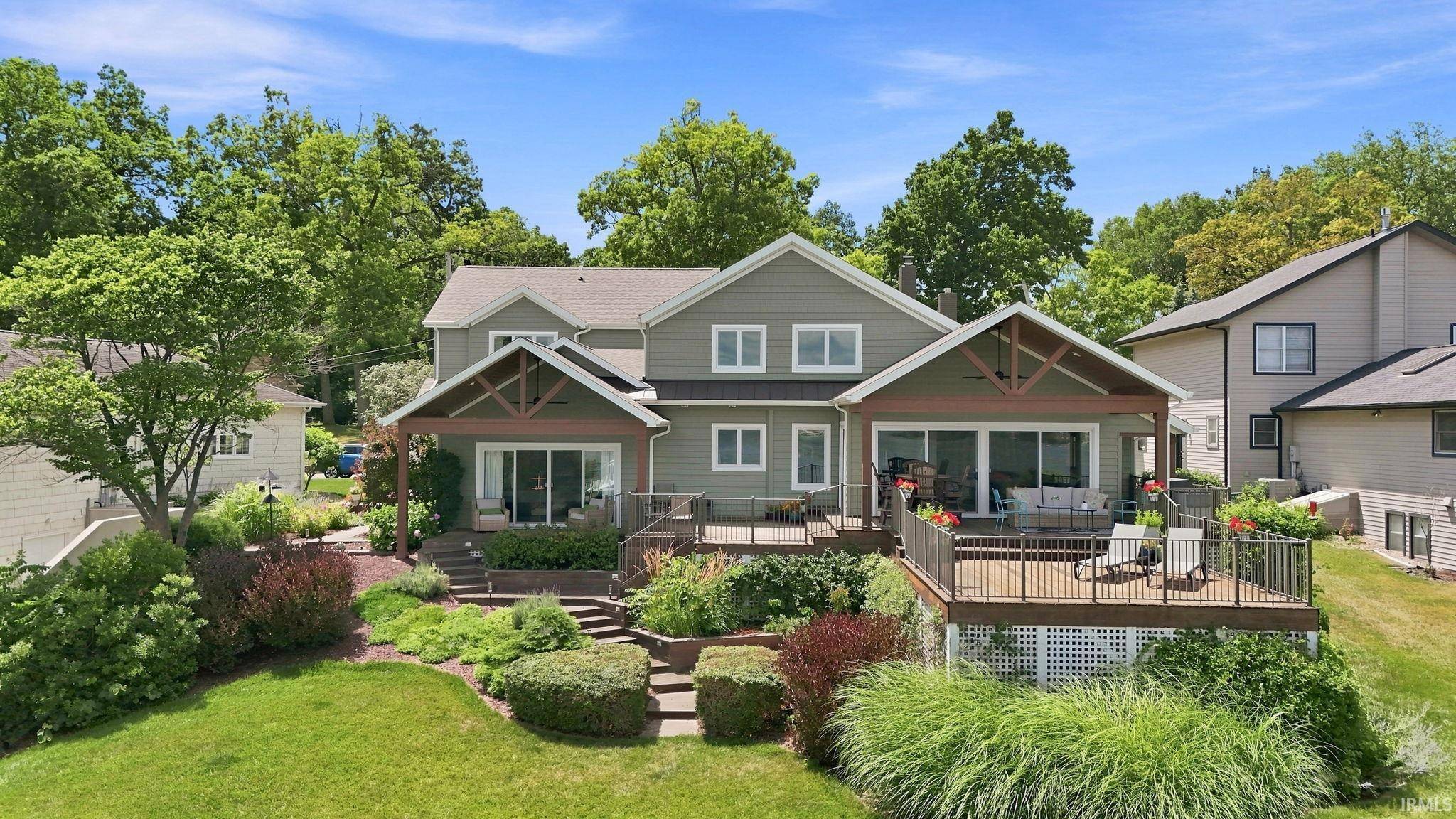 1322 Country Club TER, Warsaw, IN 46580