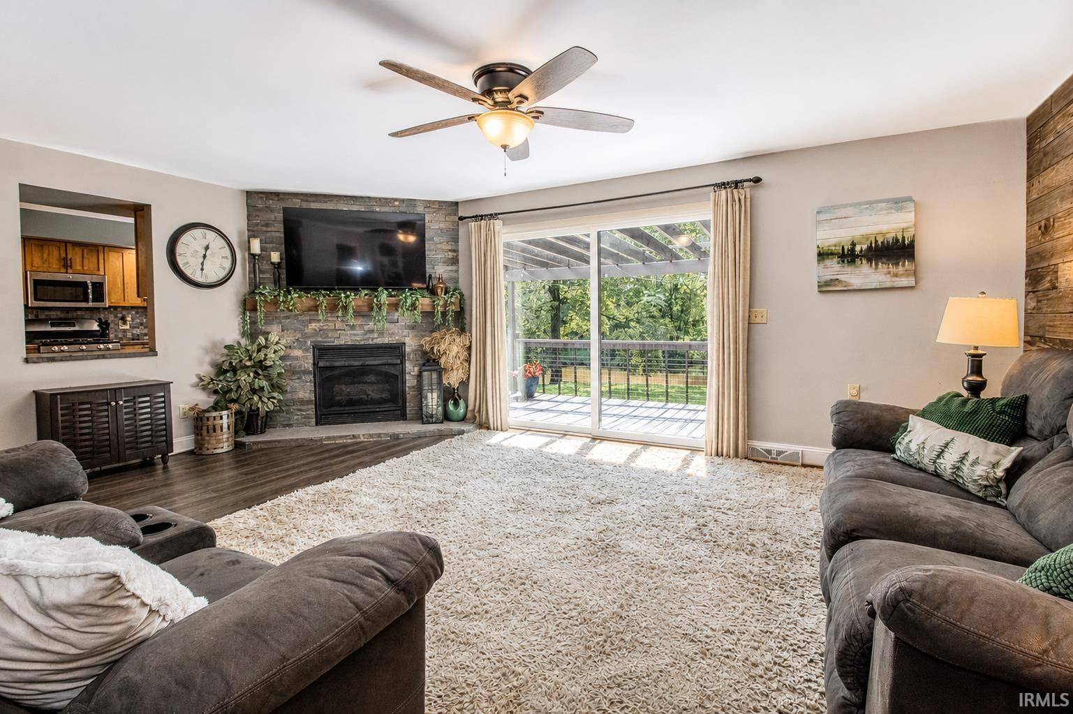 15941 14th RD, Plymouth, IN 46563