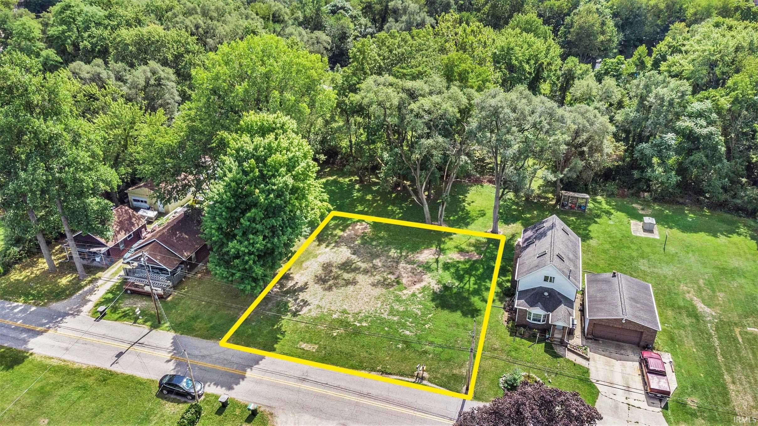 18196 Bulla RD, South Bend, IN 46637-5421