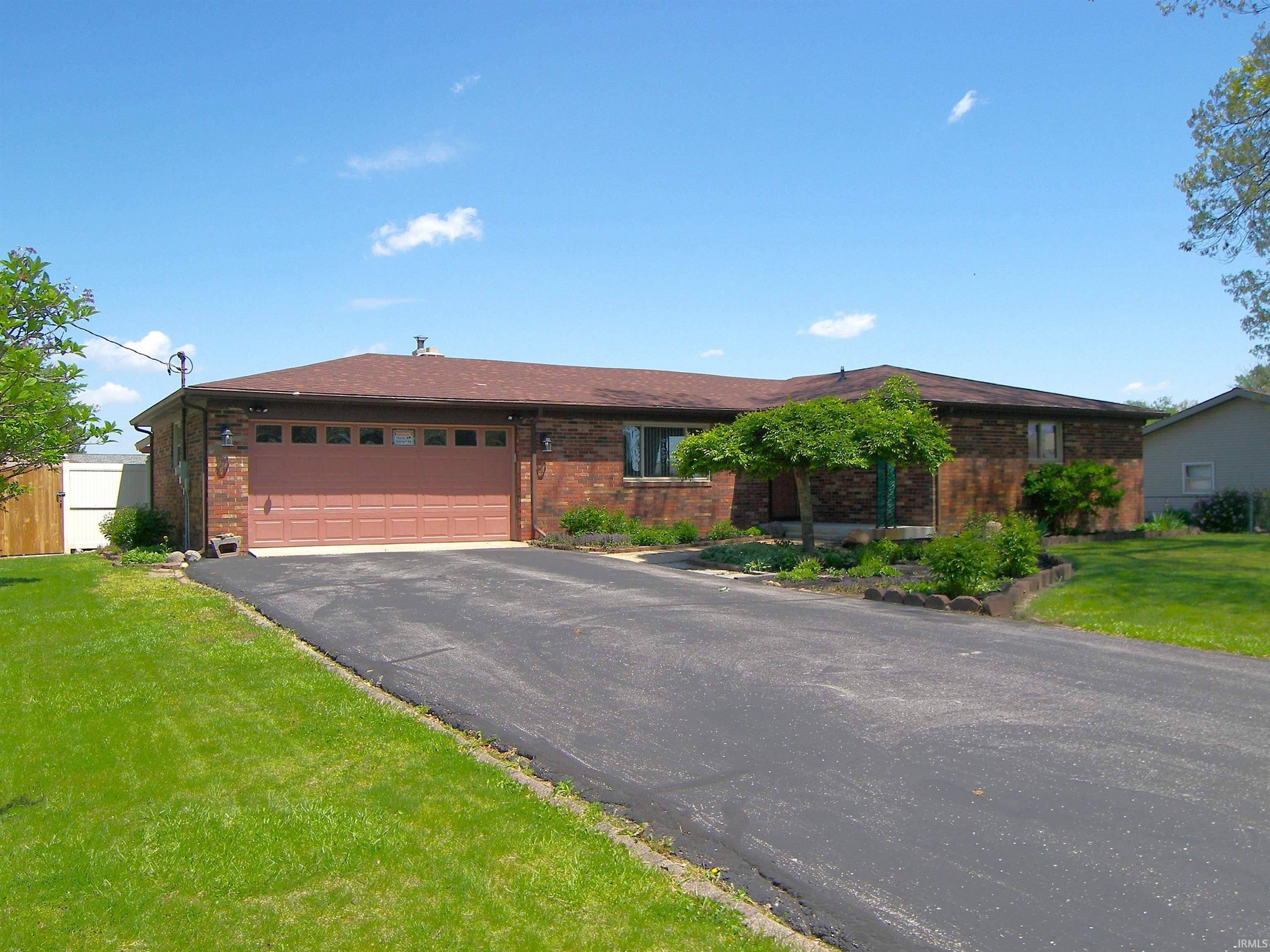 703 Ross AVE, Warsaw, IN 46580