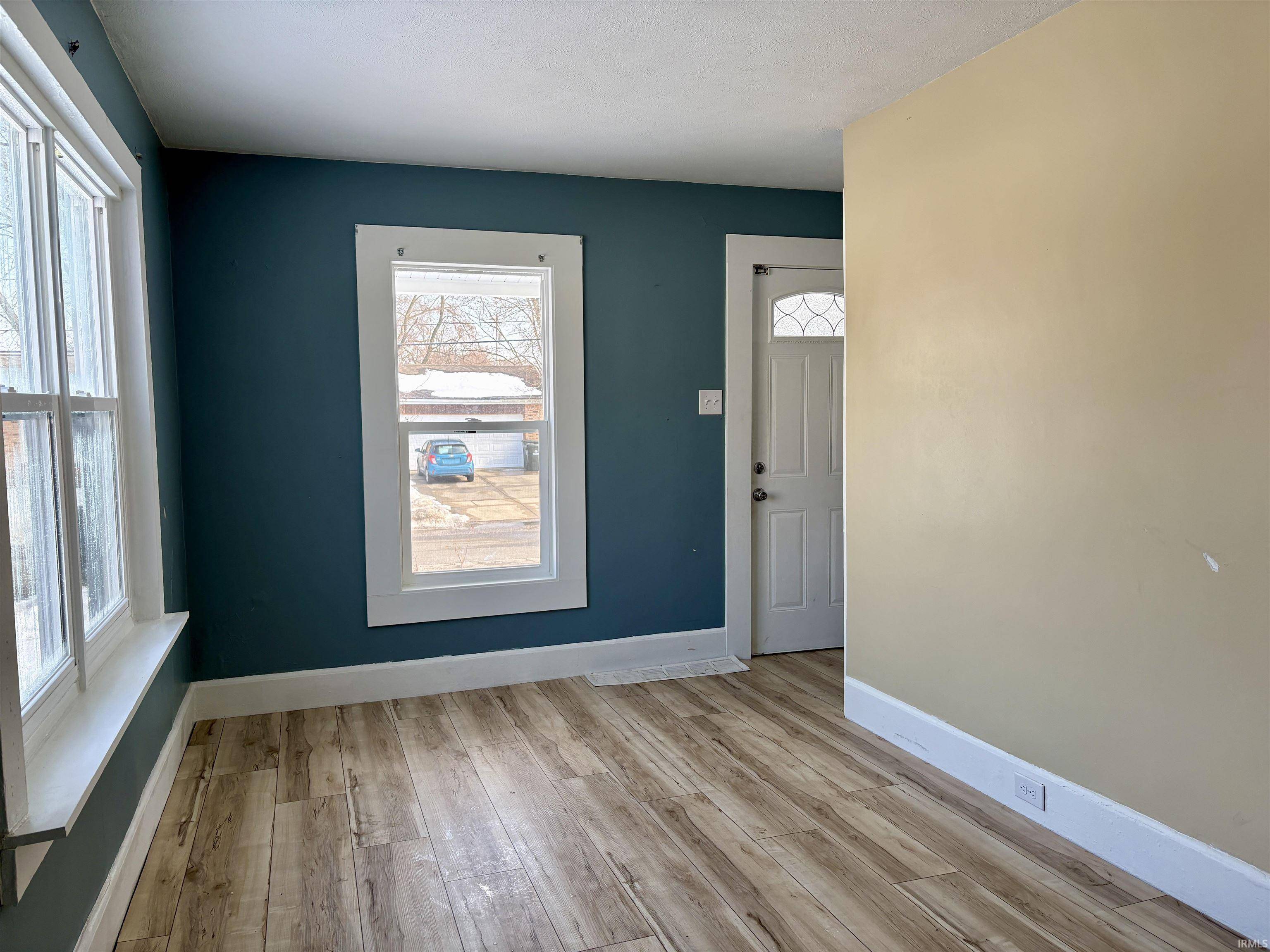 1815 Sherman AVE, South Bend, IN 46616