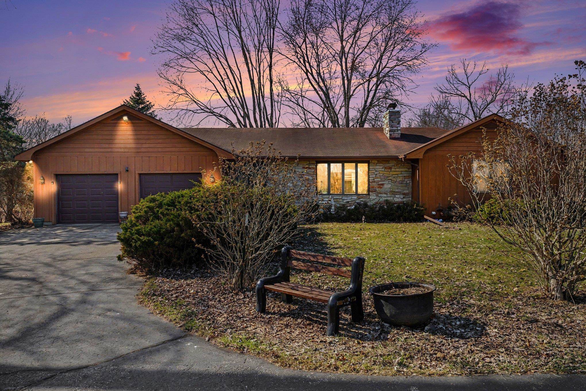 50947 County Road 7 ***, Elkhart, IN 46514