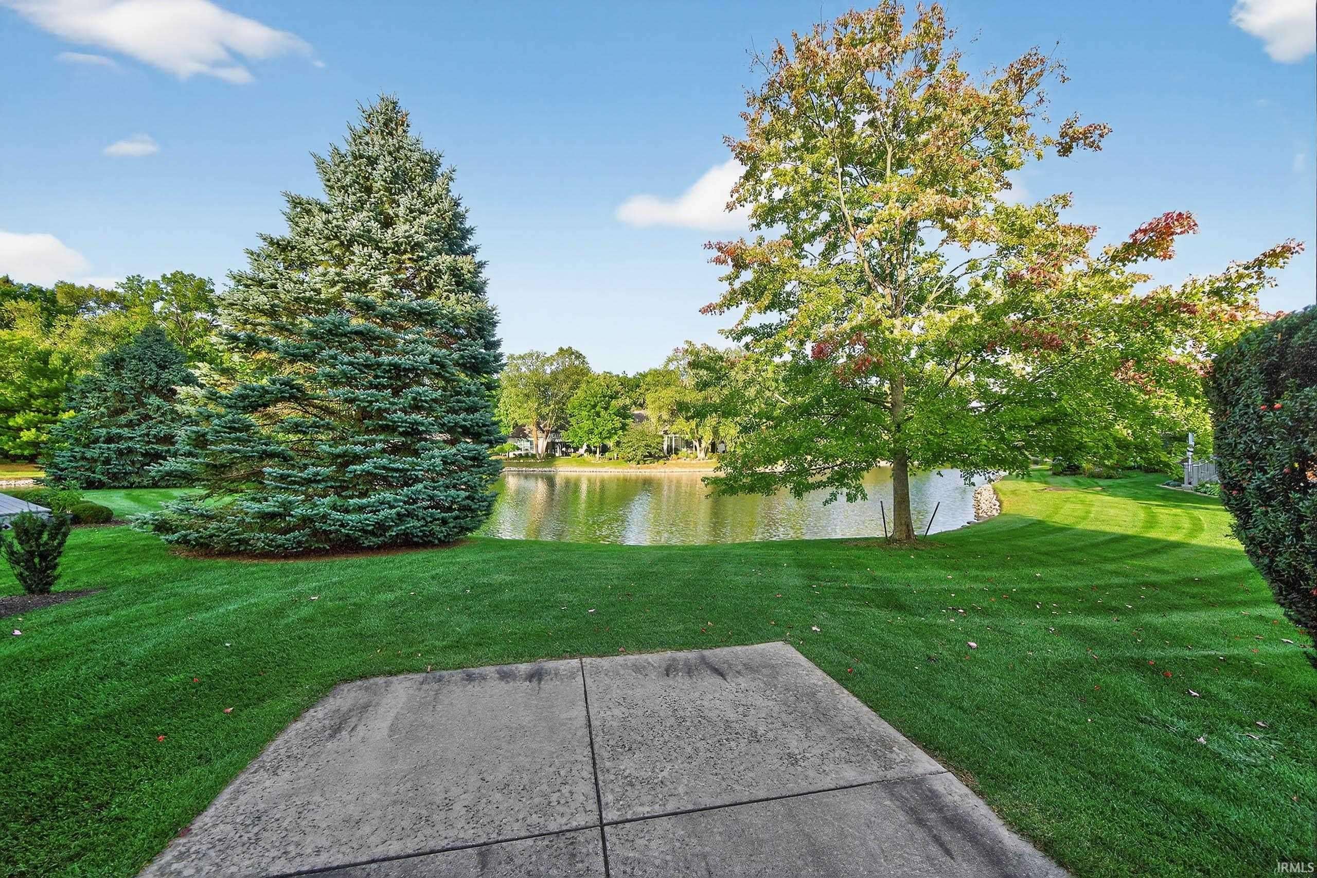 1432 S Lake George DR, Mishawaka, IN 46545
