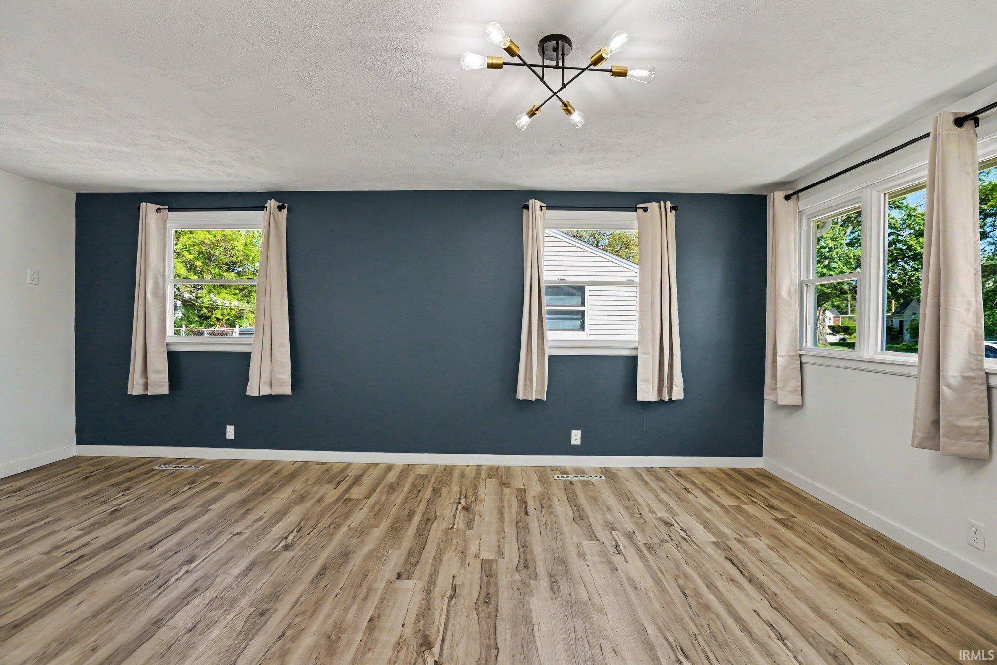 3117 Sunnymede AVE, South Bend, IN 46615