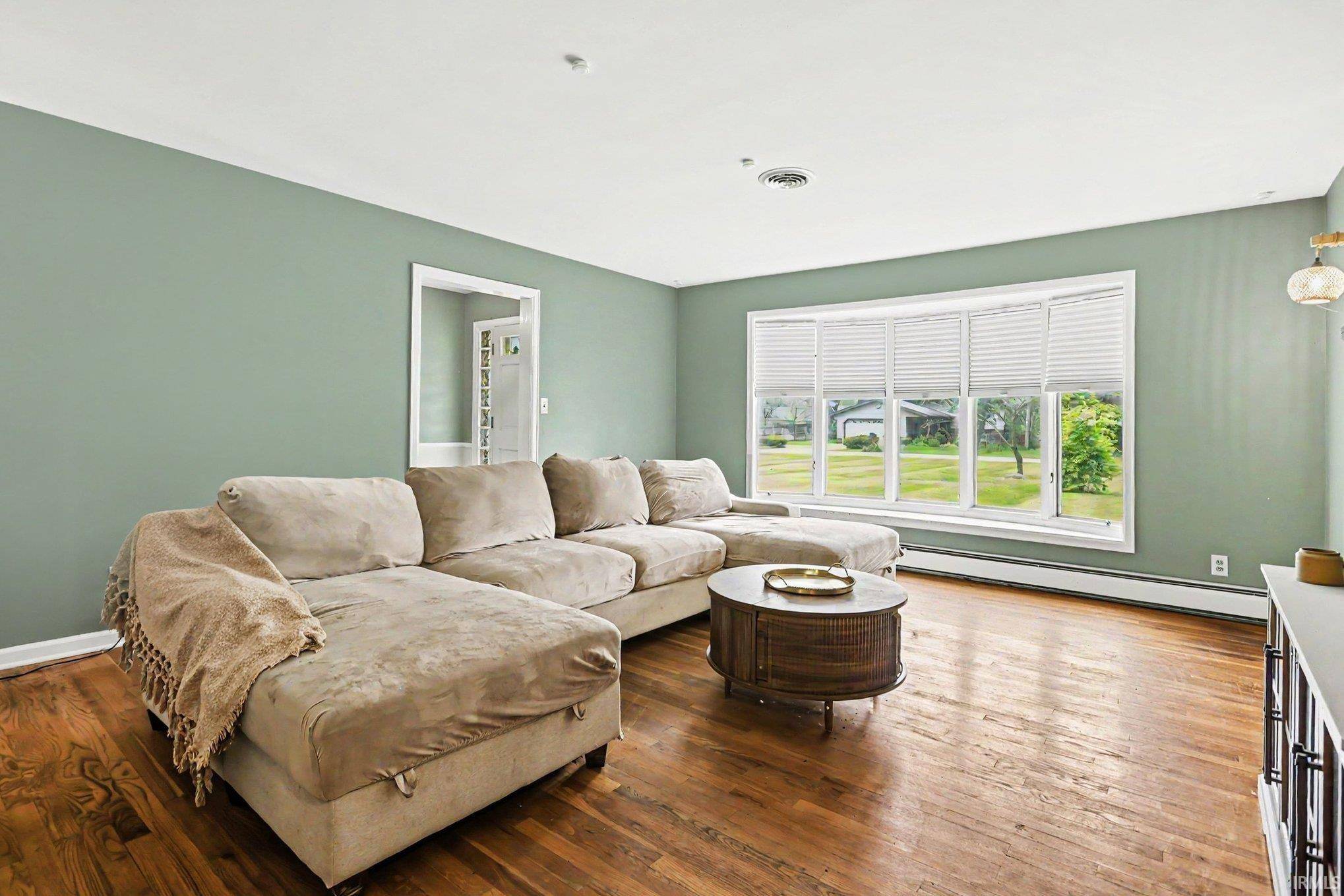 52335 Scott ST, South Bend, IN 46637-2956