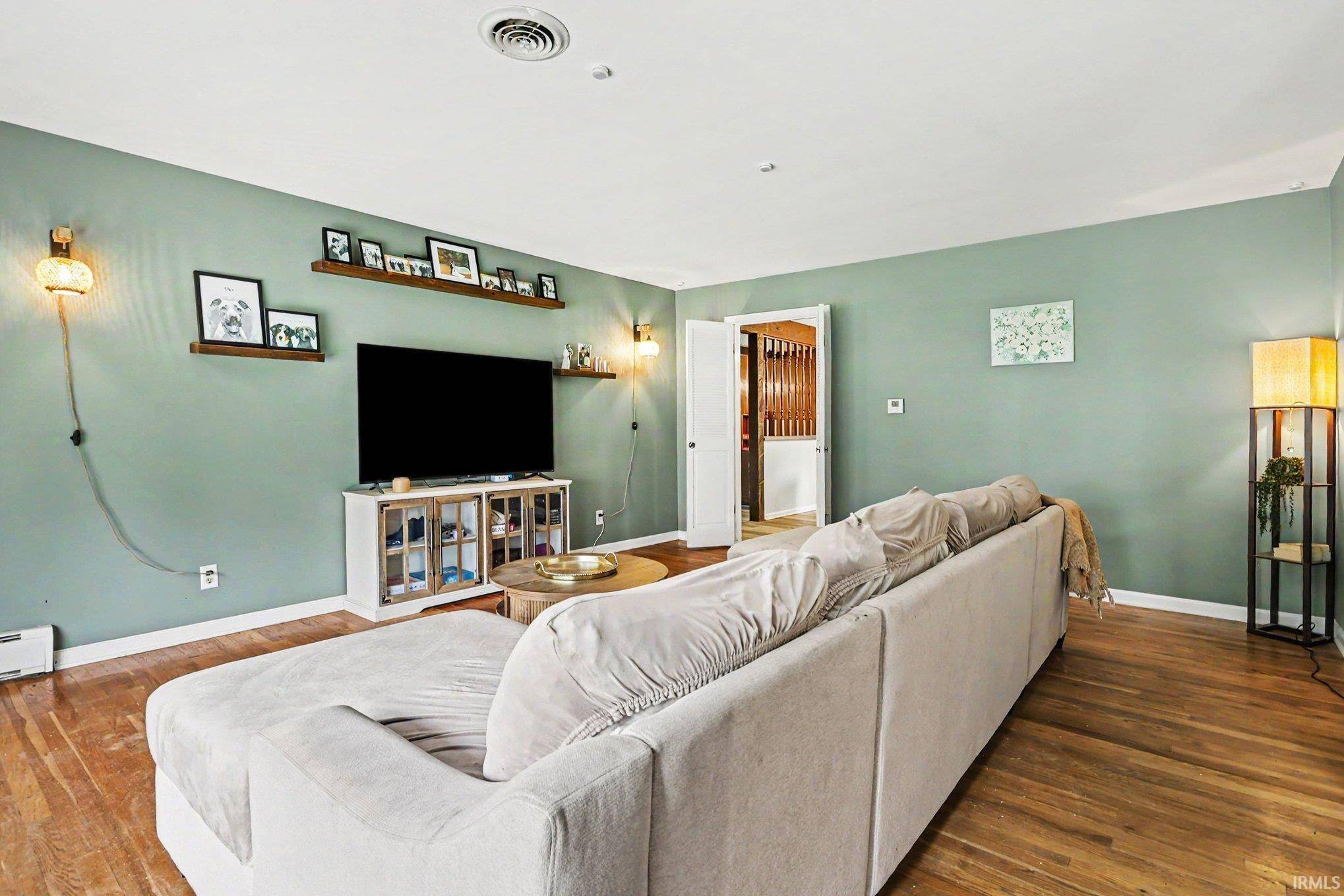 52335 Scott ST, South Bend, IN 46637-2956