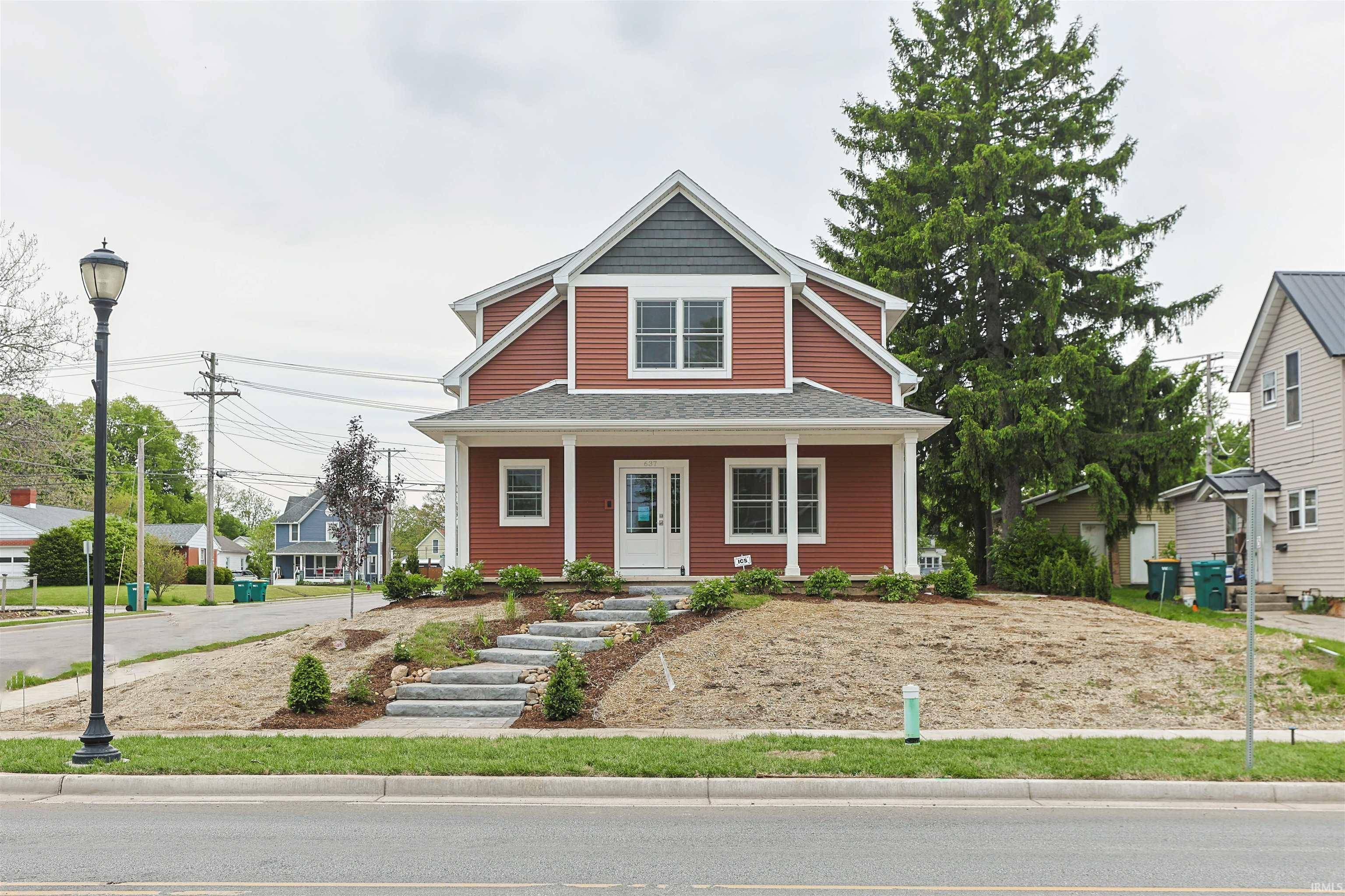 637 E Lincolnway ***, Mishawaka, IN 46544