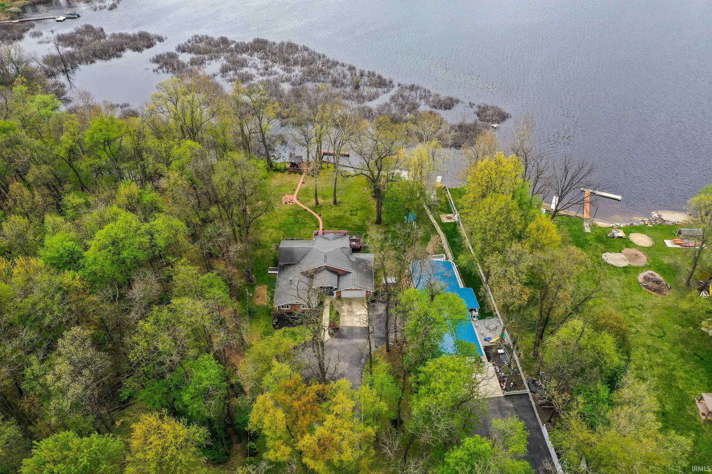 22618 Lake Shore DR, Elkhart, IN 46514-9570