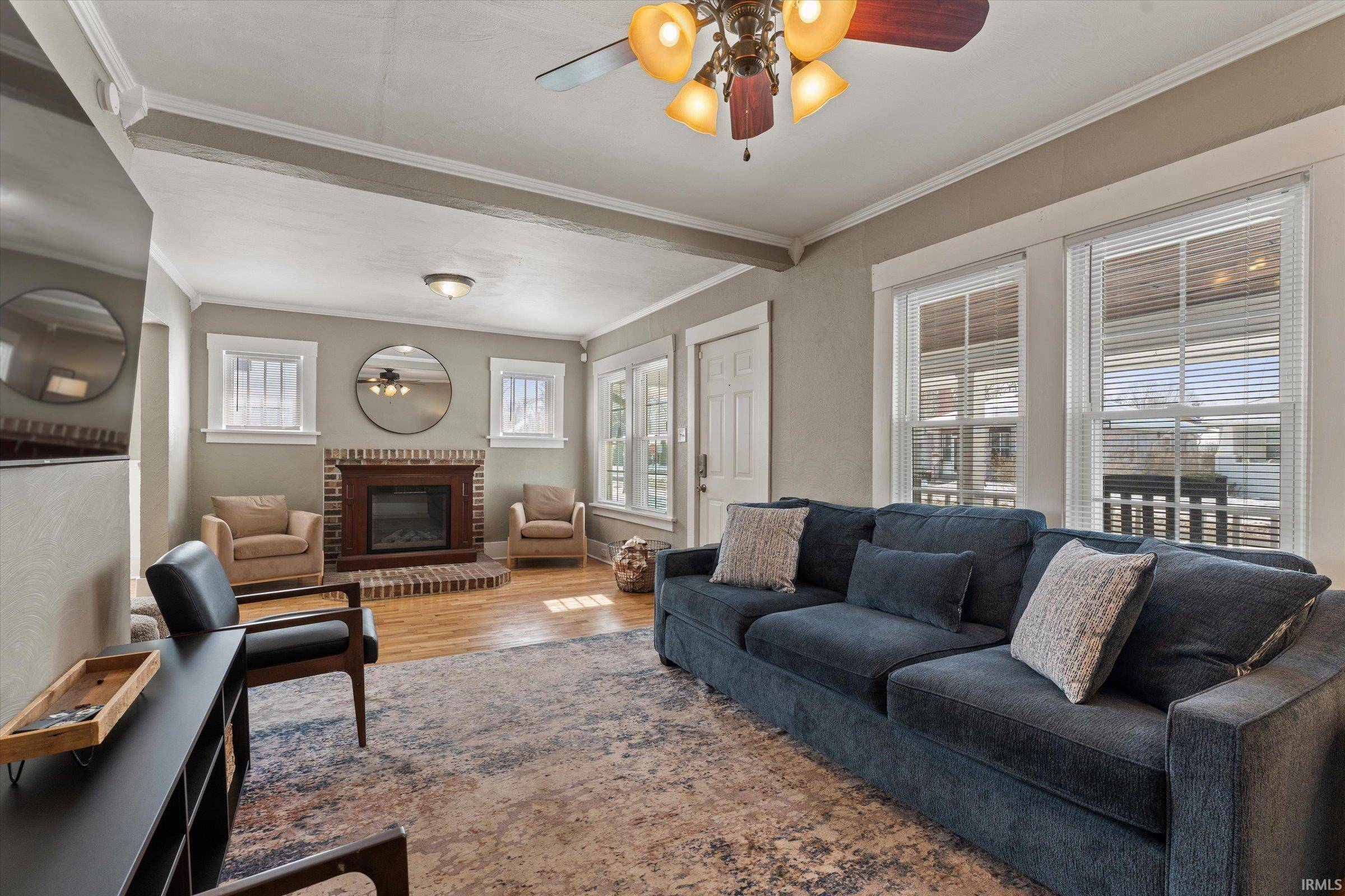 310 N Sunnyside ST, South Bend, IN 46617