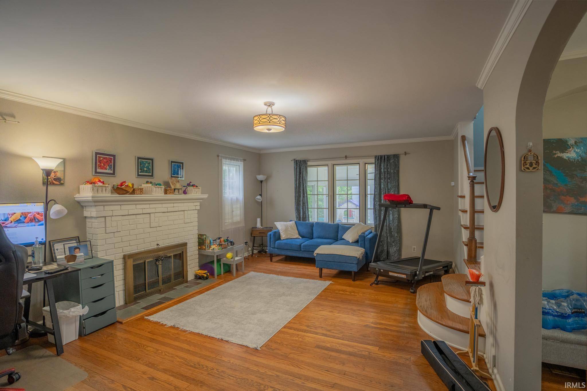 1336 E South ST, South Bend, IN 46615-1010