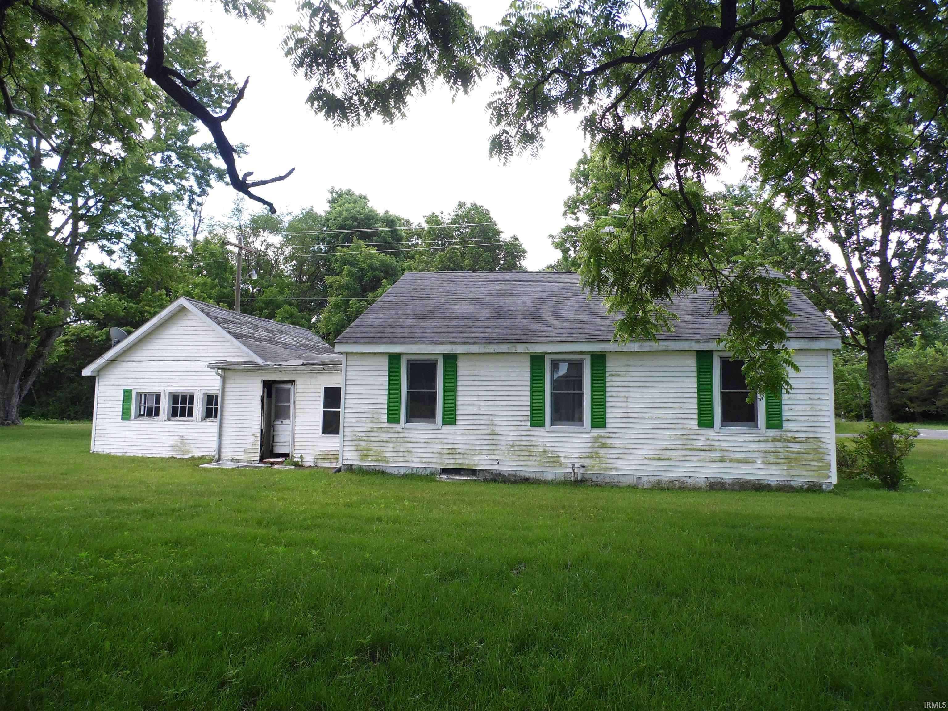 20484 12Th RD, Plymouth, IN 46563-8252