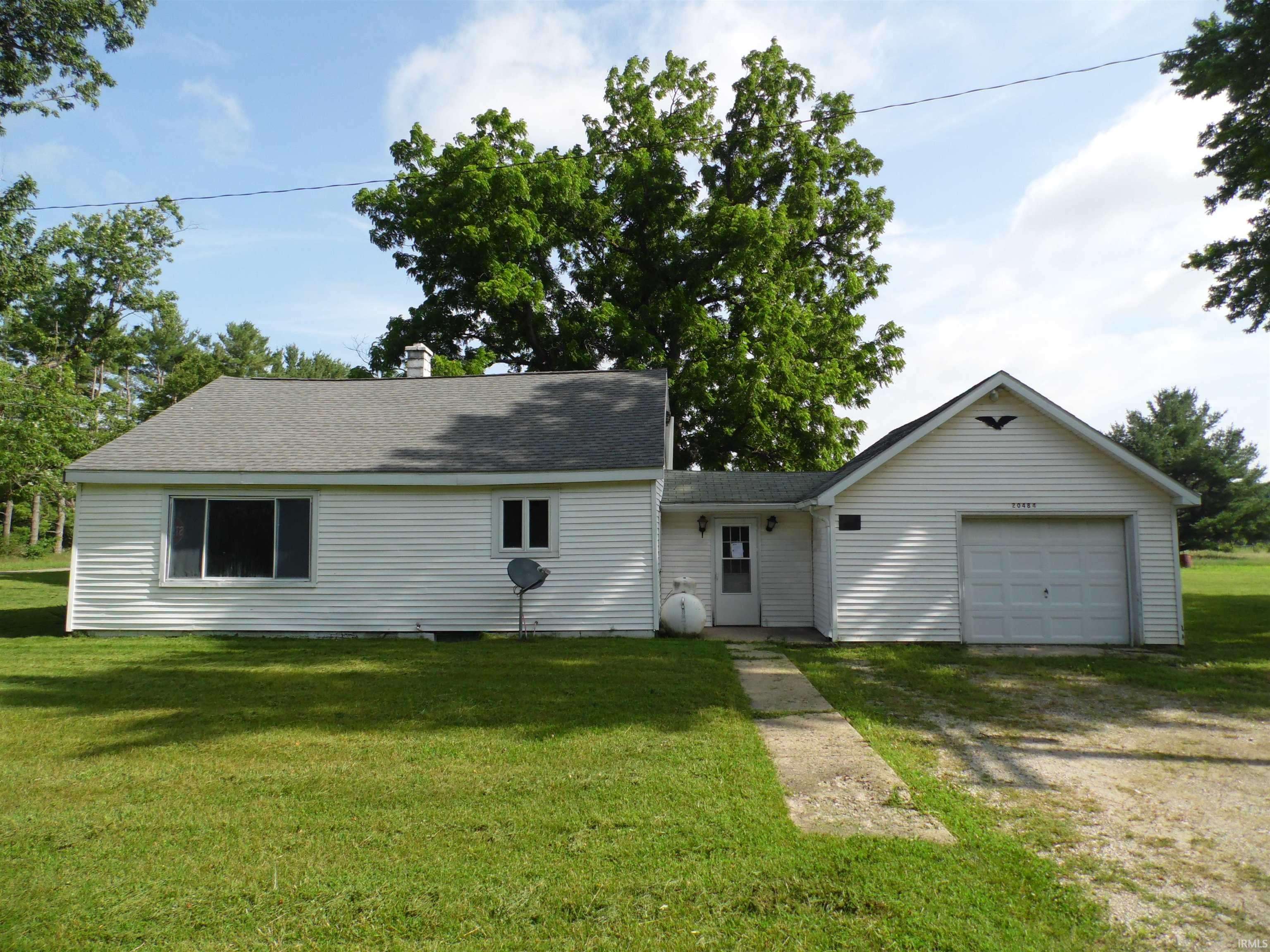 20484 12Th RD, Plymouth, IN 46563-8252
