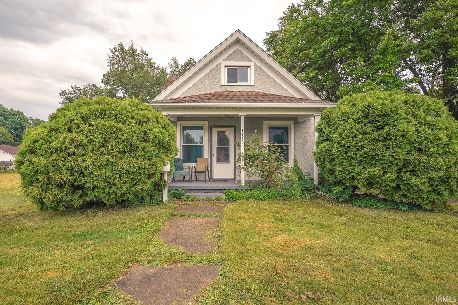 1418 N Elmer ST, South Bend, IN 46628-2907
