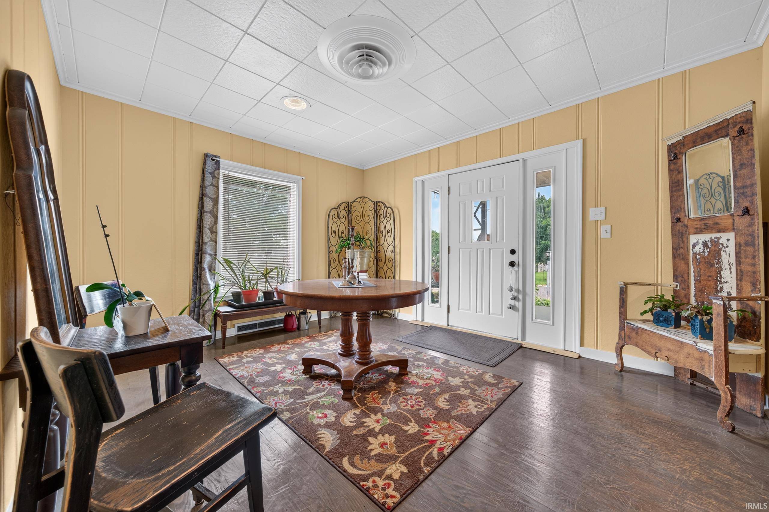 730 Walnut ST, Dayton, IN 47941
